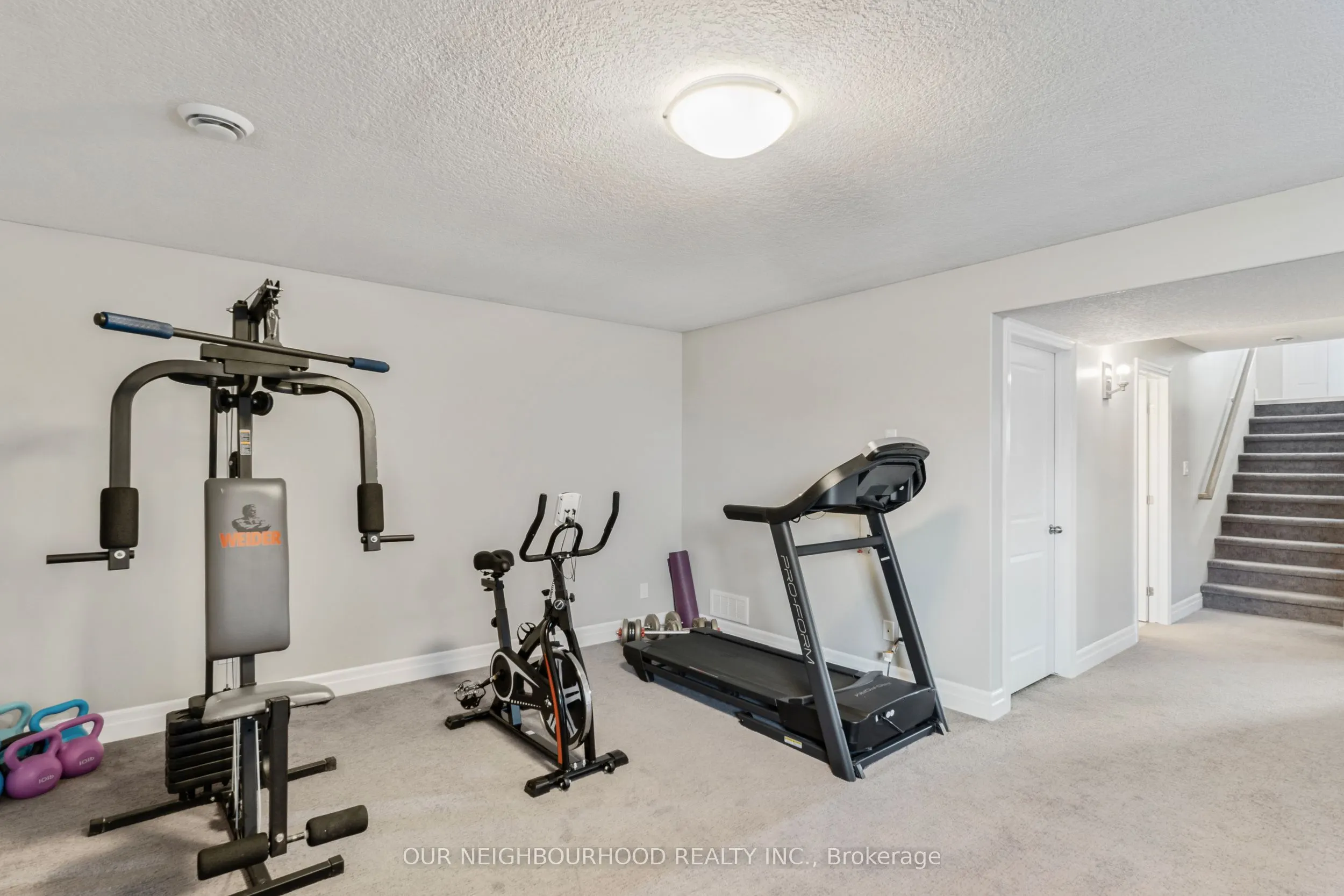 54 Mcintosh Crescent