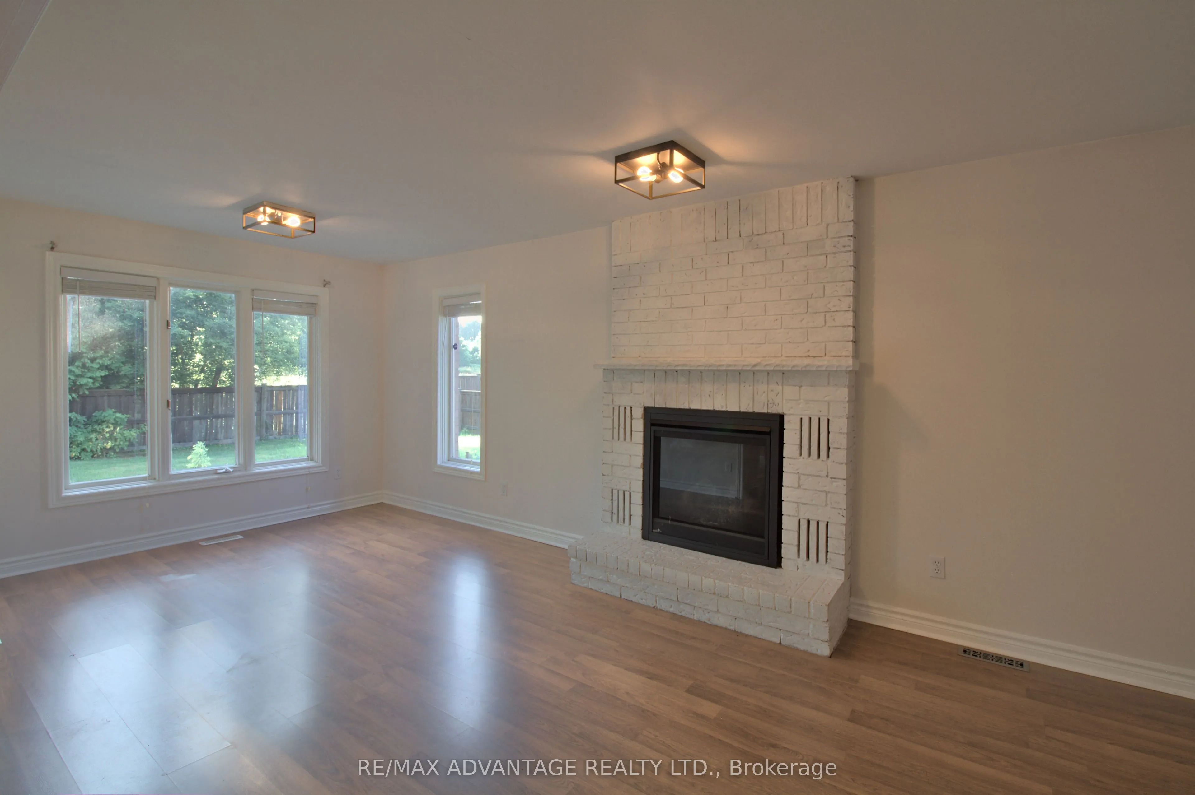 21 Village Gate Crescent