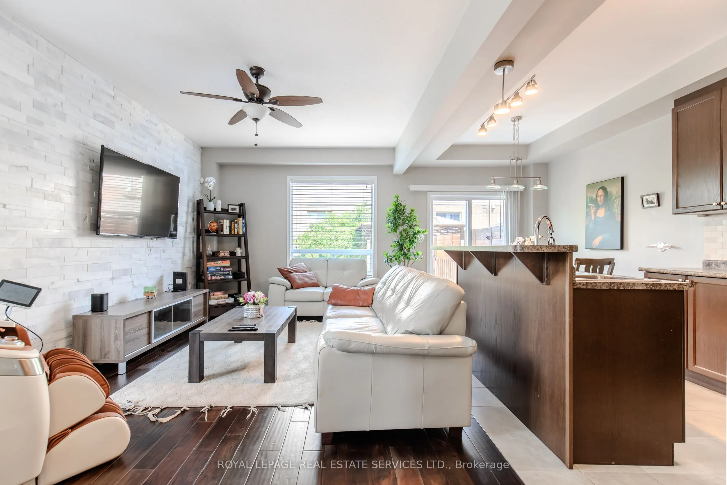 170 Palacebeach Trail, #41
