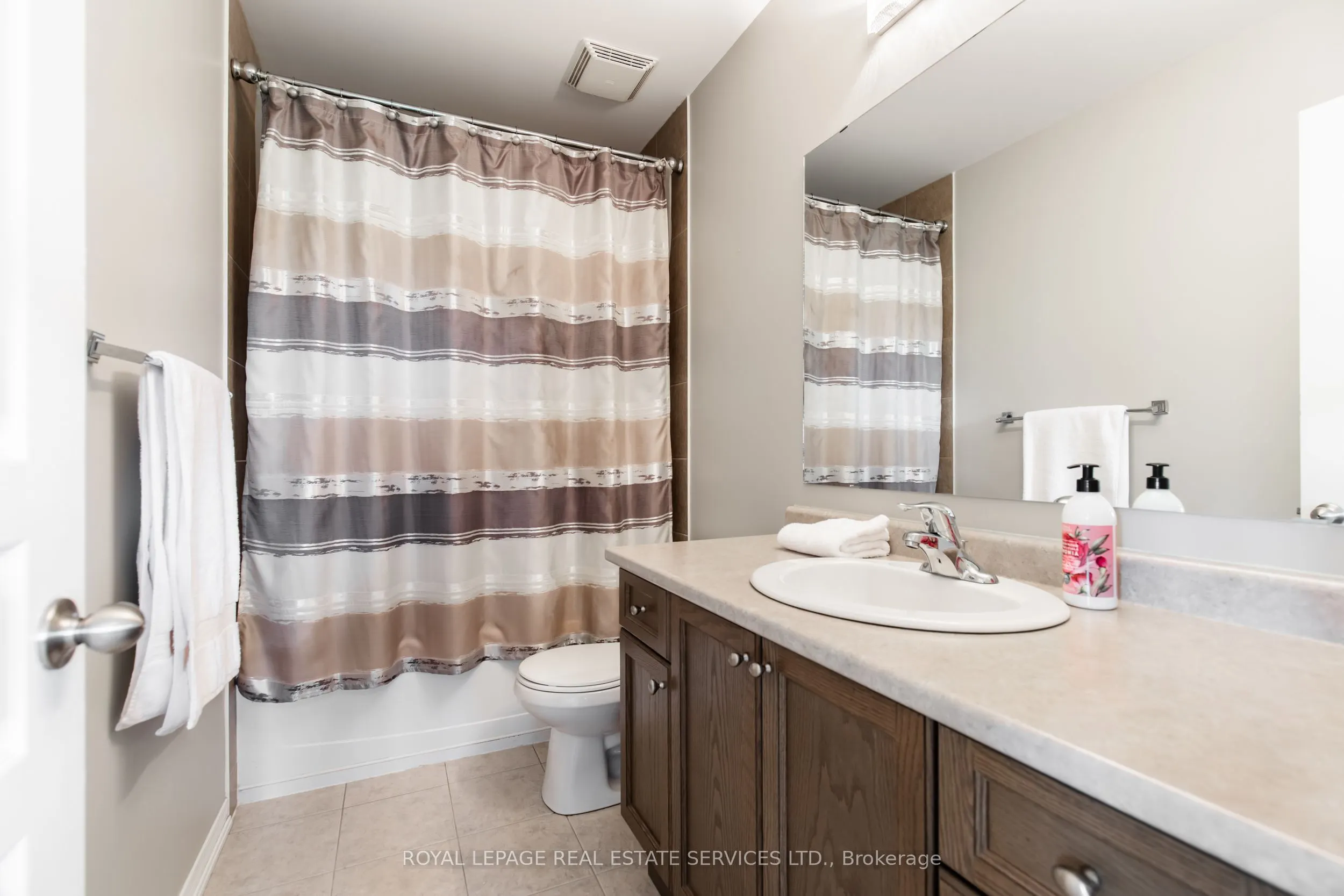 170 Palacebeach Trail, #41