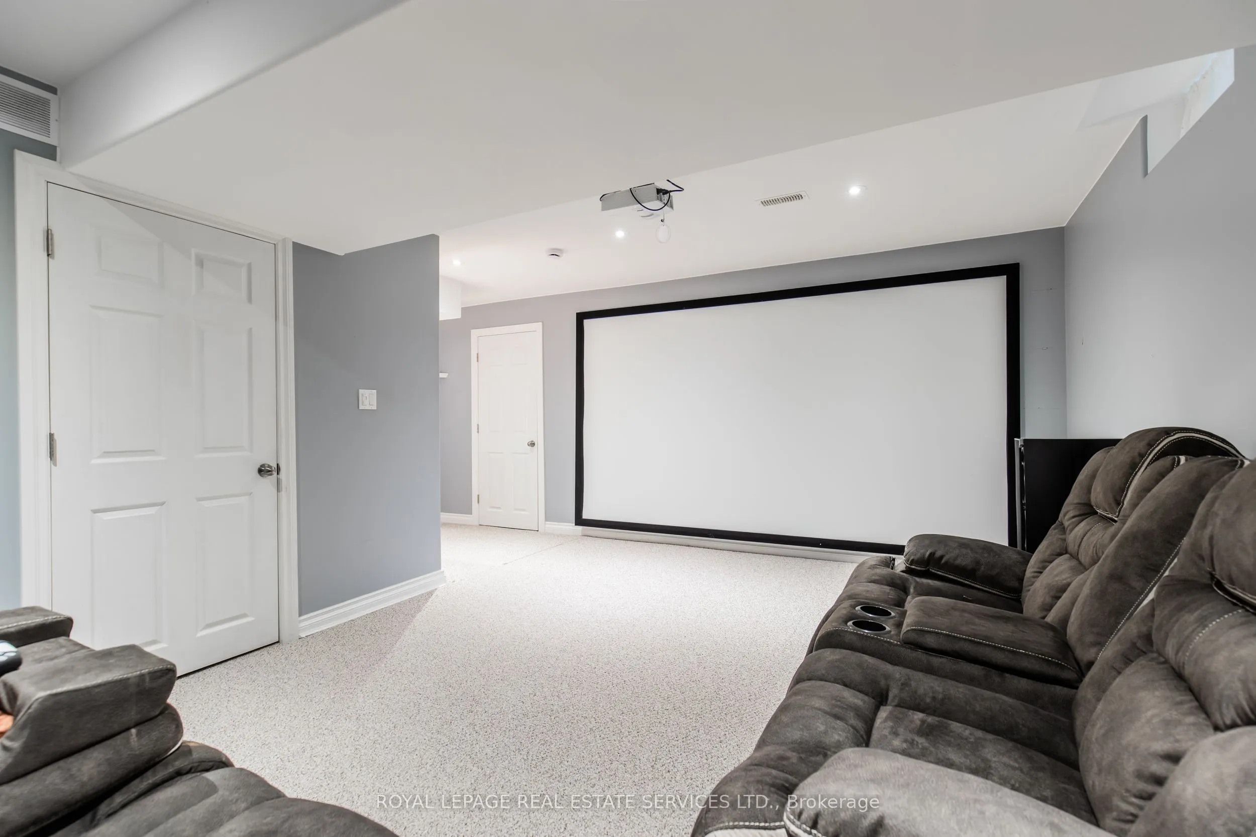 170 Palacebeach Trail, #41