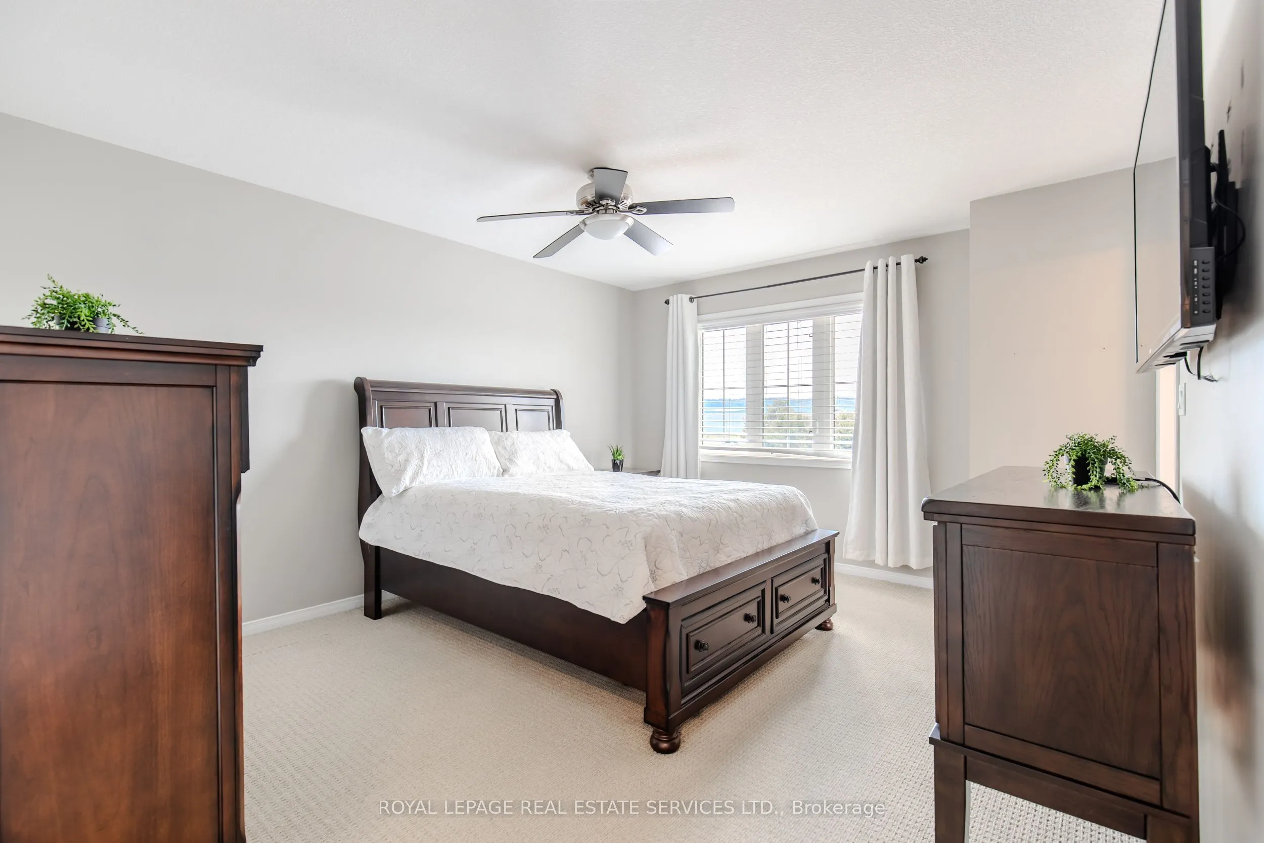 170 Palacebeach Trail, #41