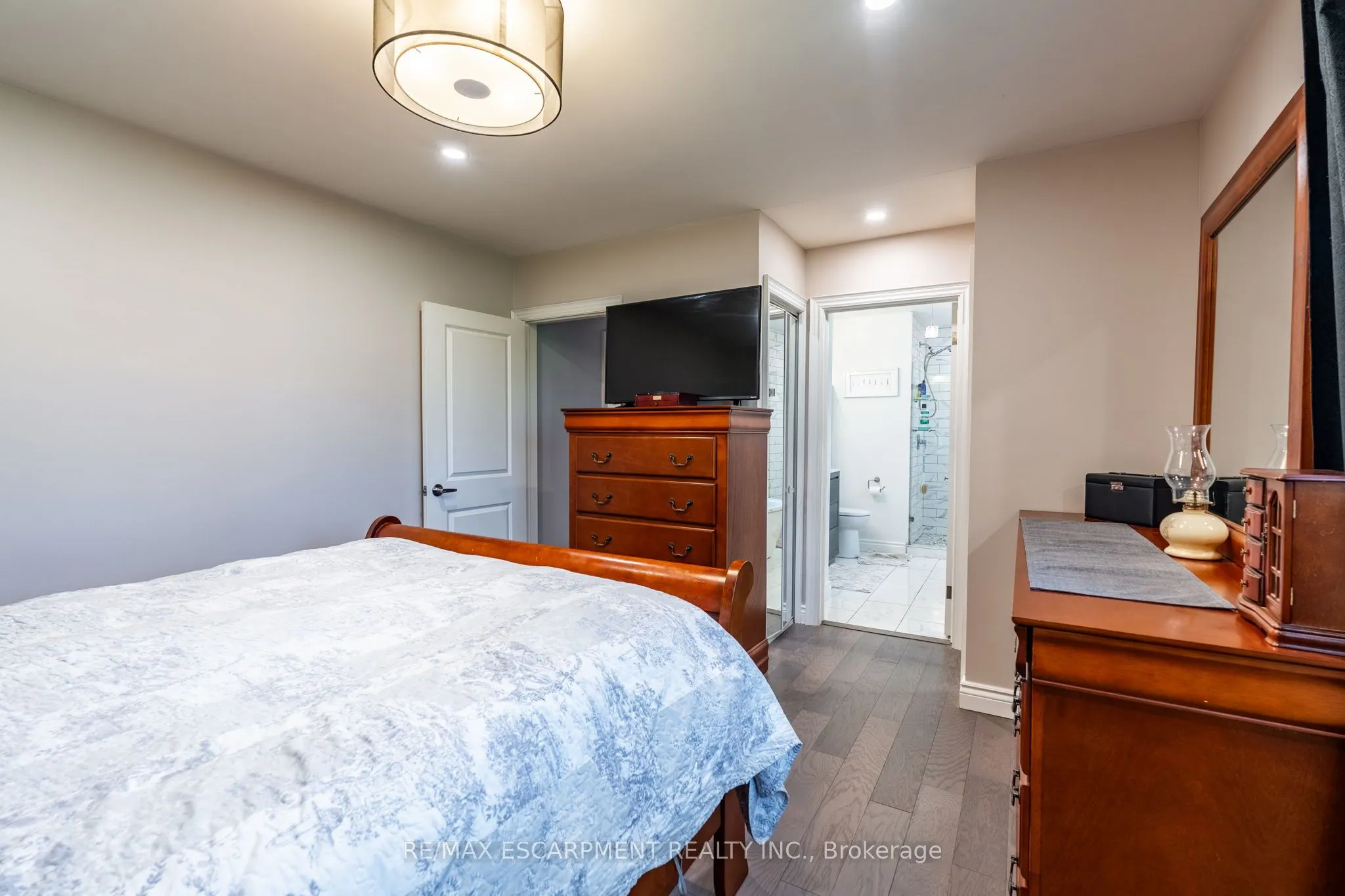 258 Oakhill Drive