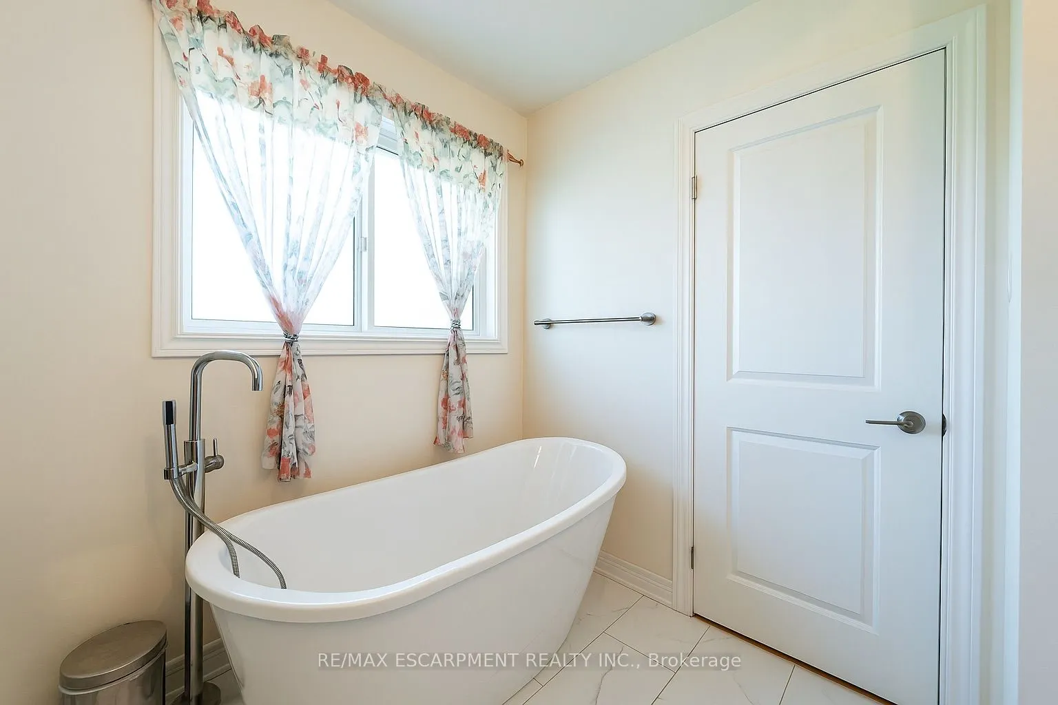 258 Oakhill Drive
