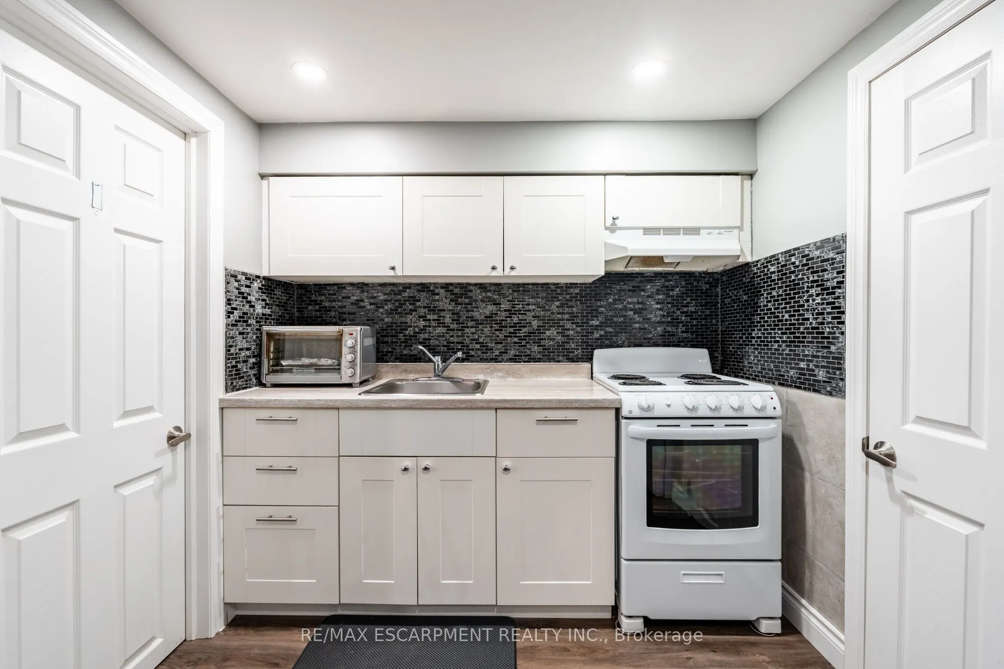 258 Oakhill Drive