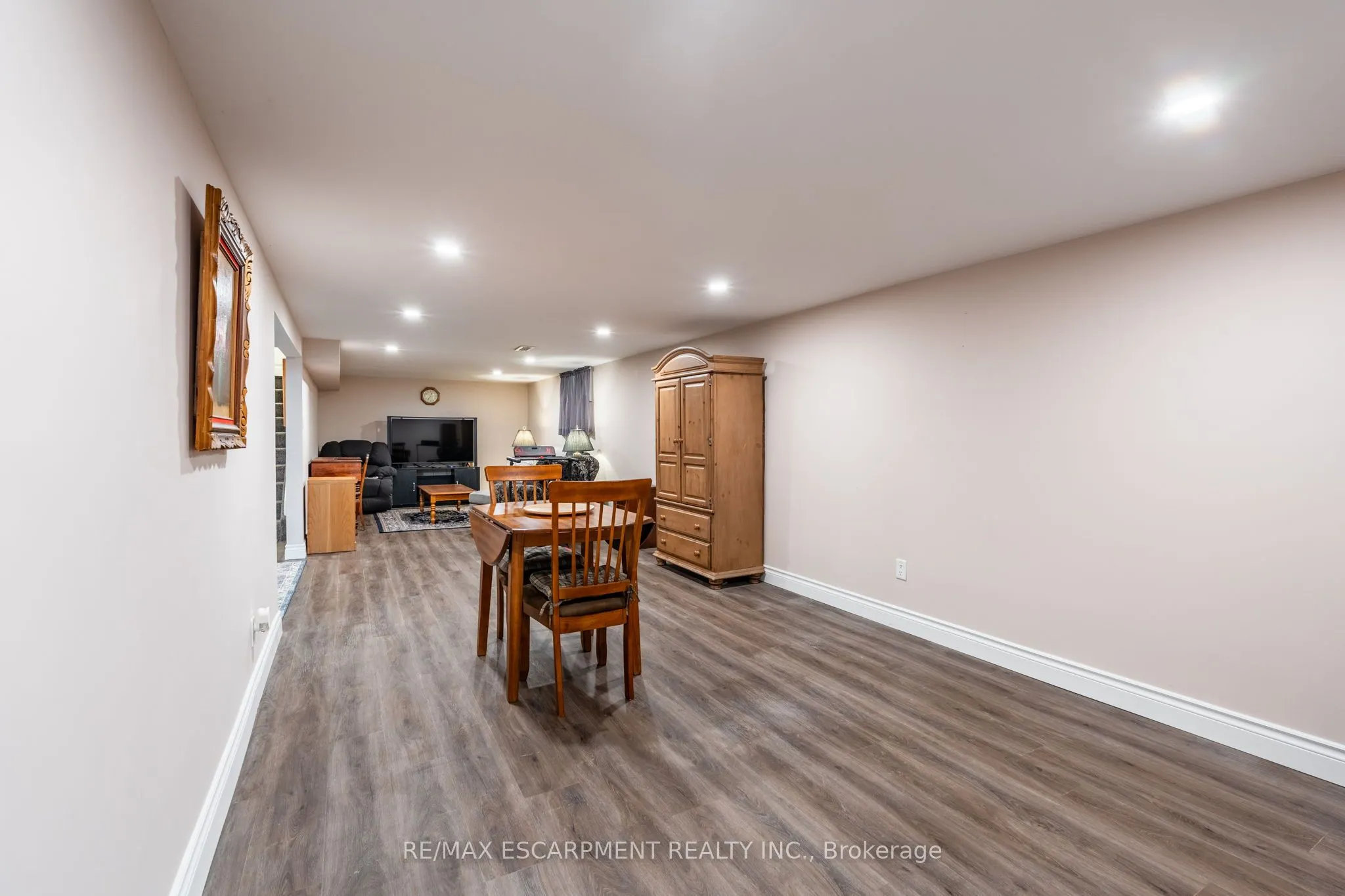 258 Oakhill Drive