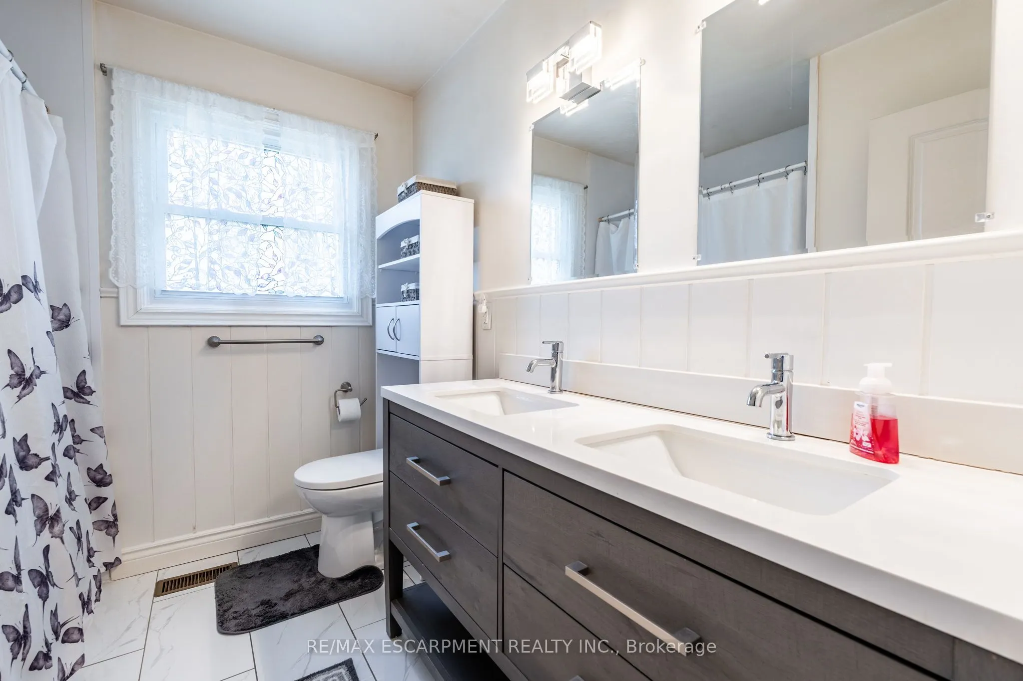 258 Oakhill Drive