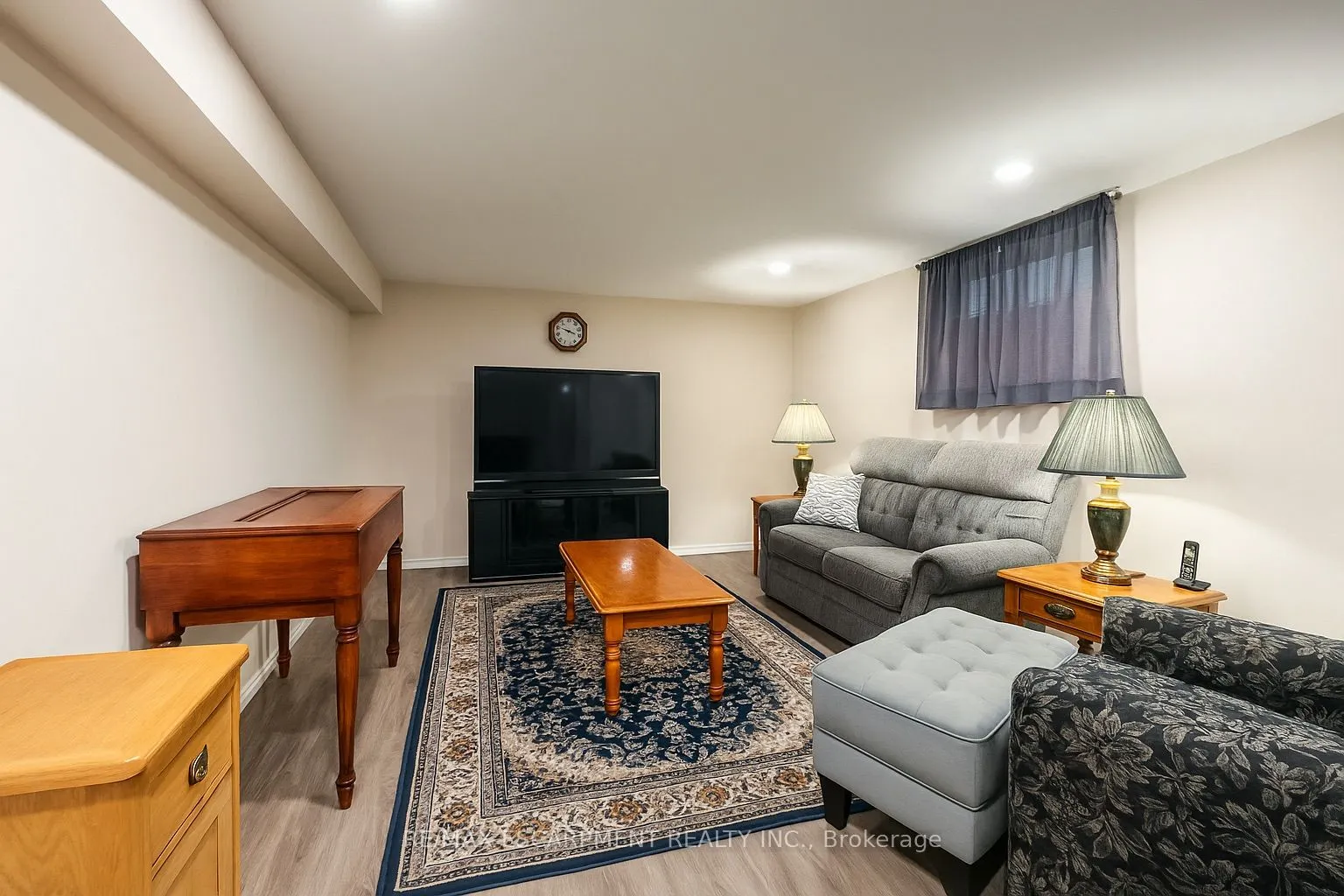 258 Oakhill Drive