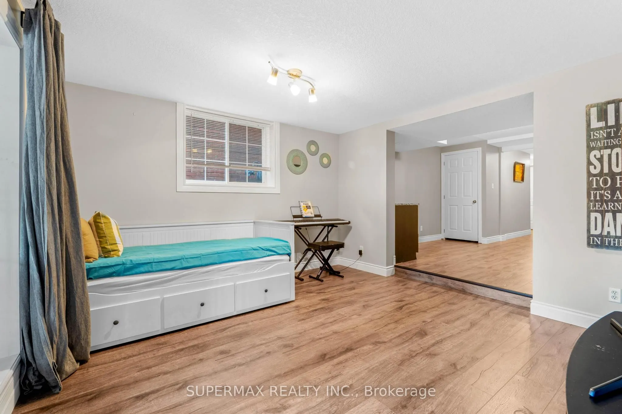 737 Grand Banks Drive