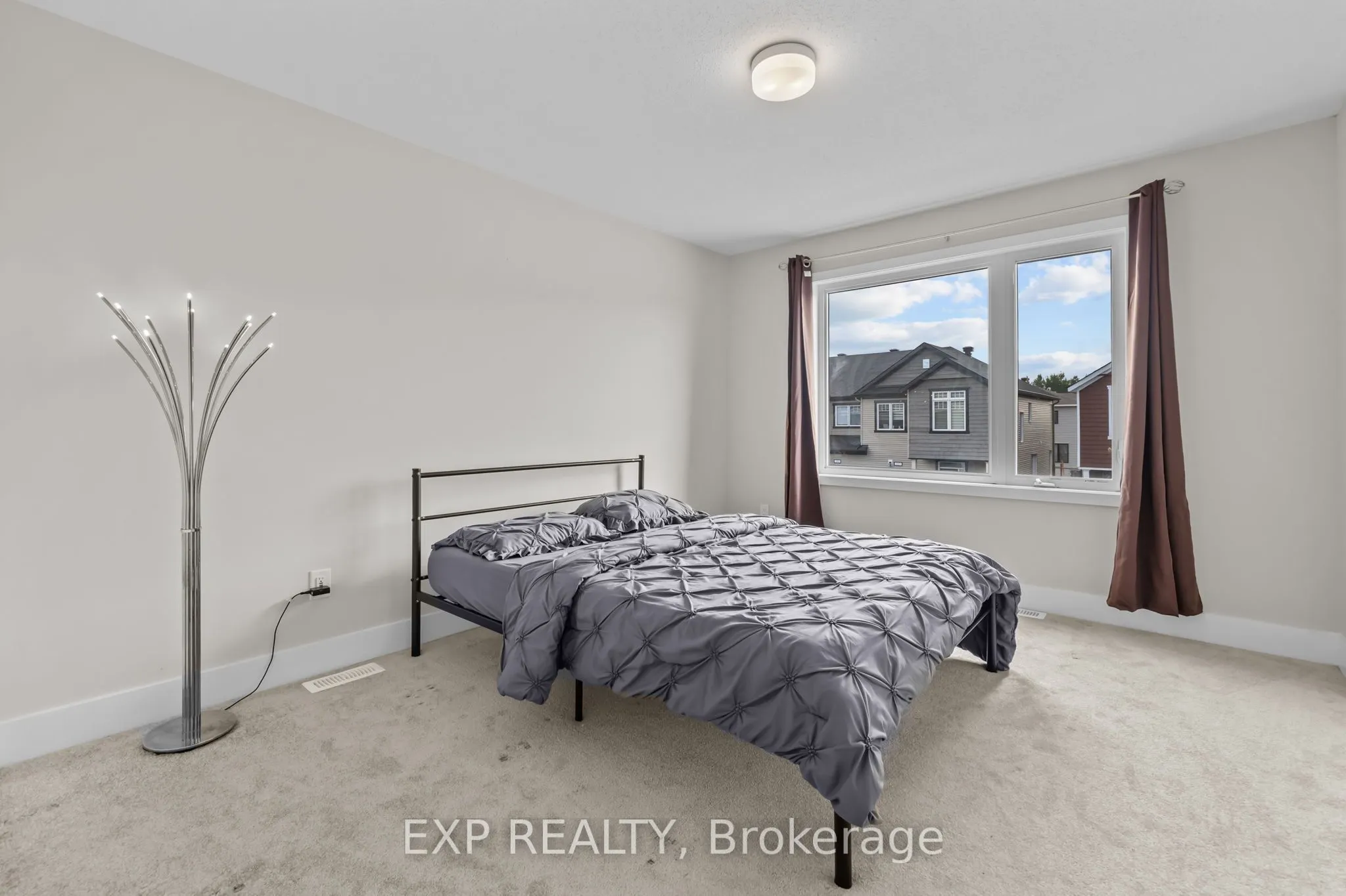 288 Billrian Crescent