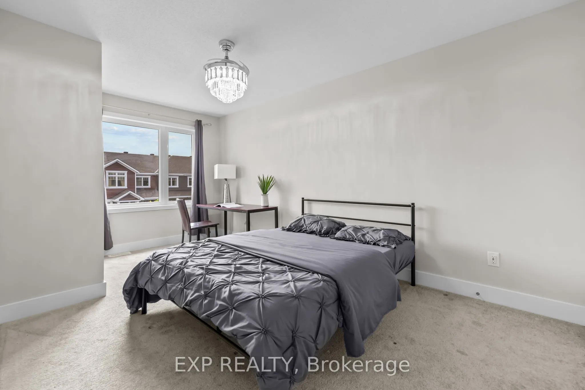 288 Billrian Crescent