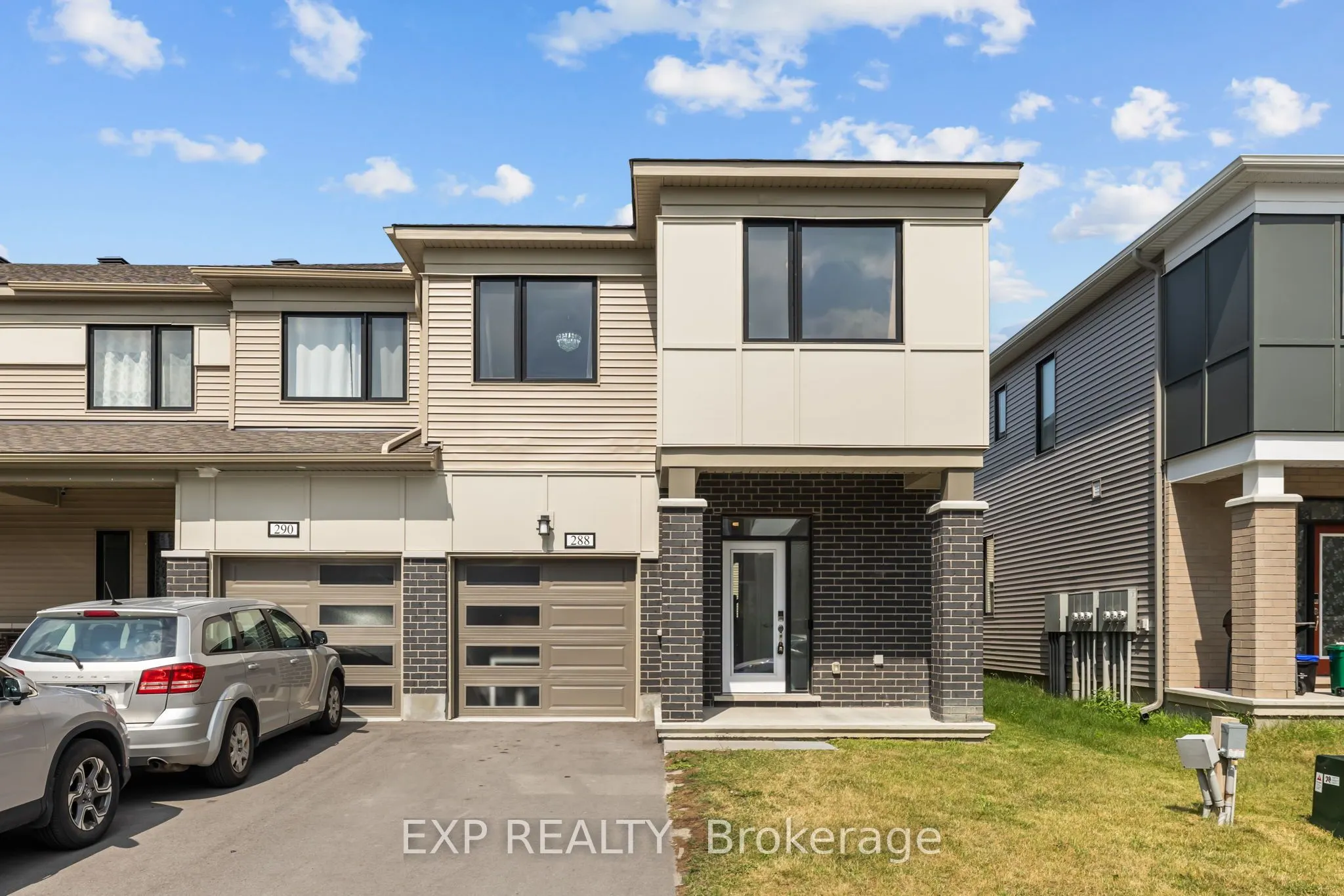 288 Billrian Crescent