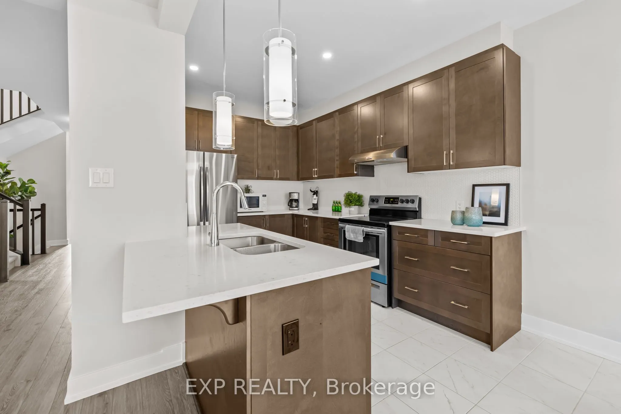 288 Billrian Crescent