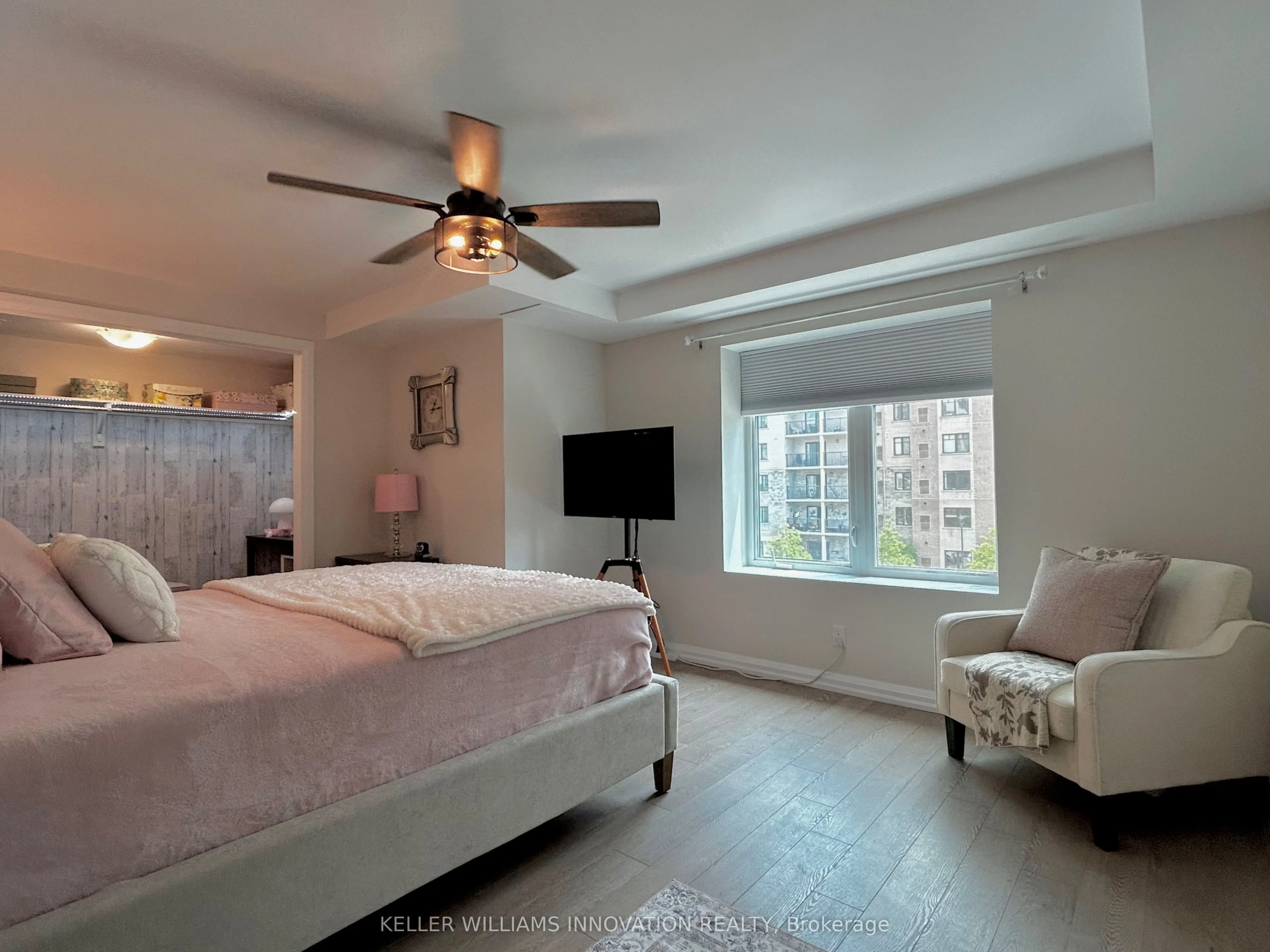 778 Laurelwood Drive, #413