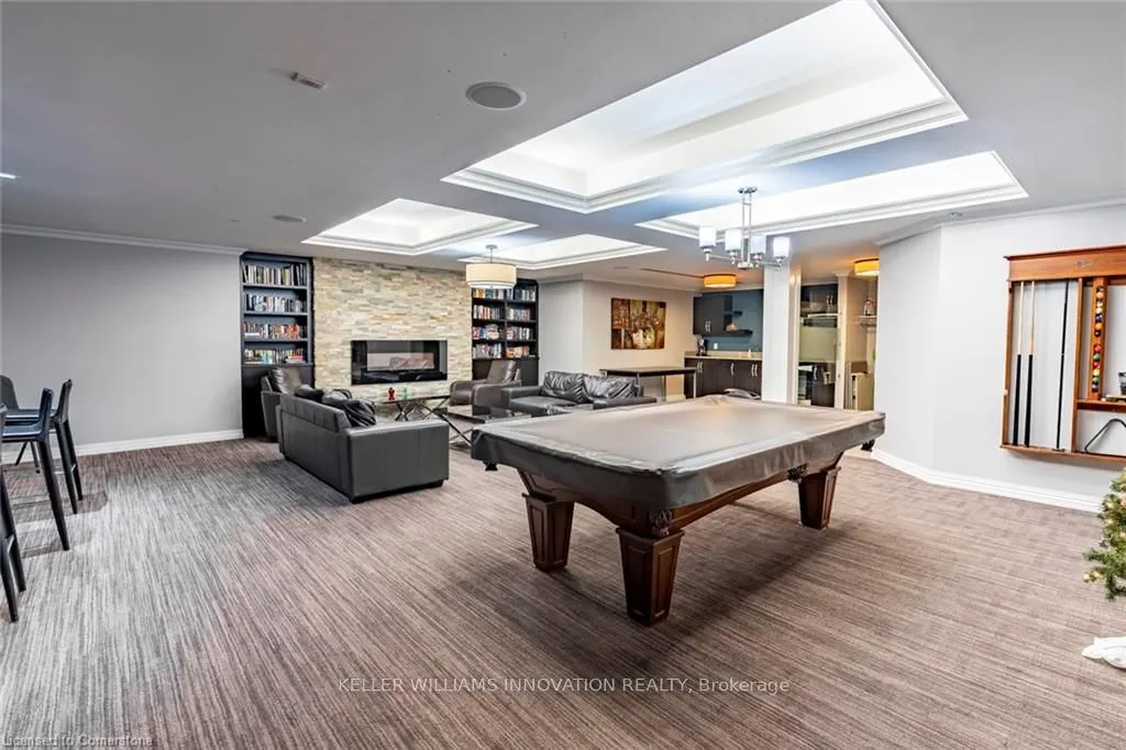 778 Laurelwood Drive, #413