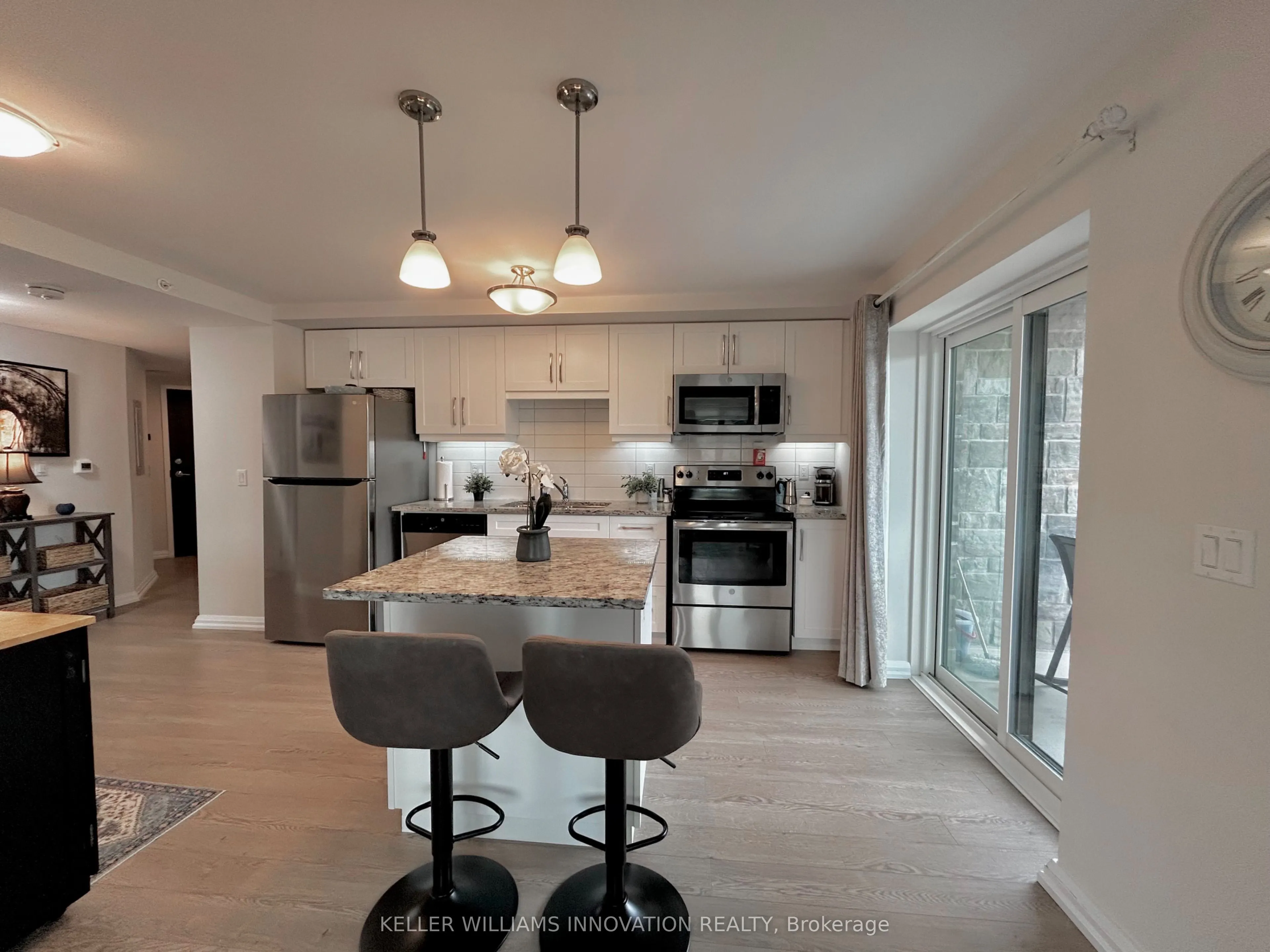 778 Laurelwood Drive, #413