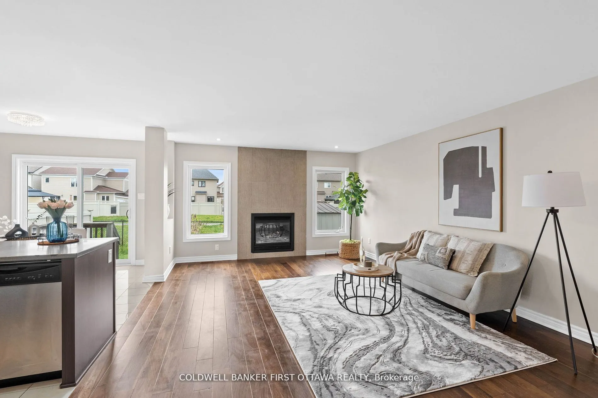 2459 ESPRIT Drive