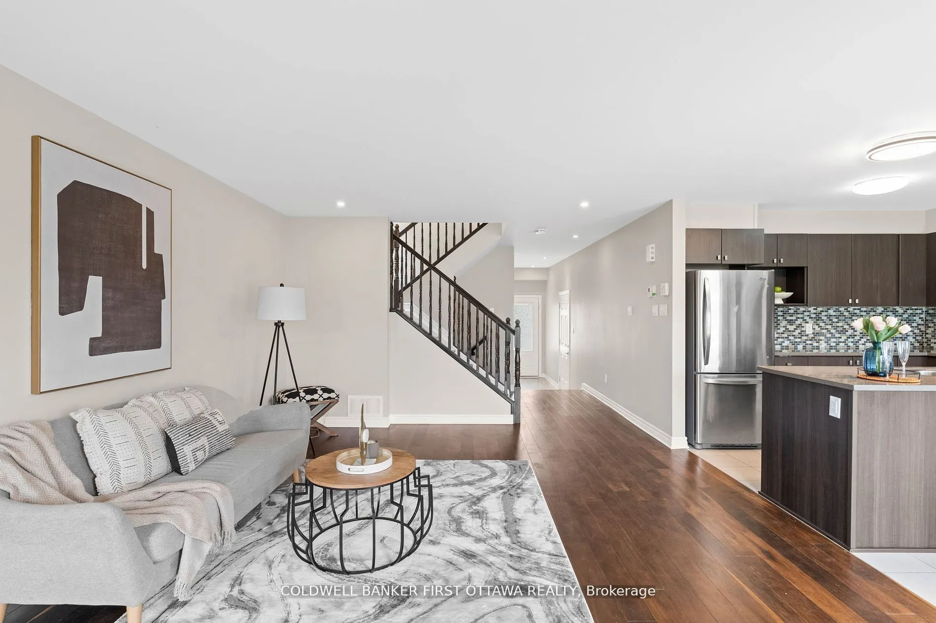 2459 ESPRIT Drive
