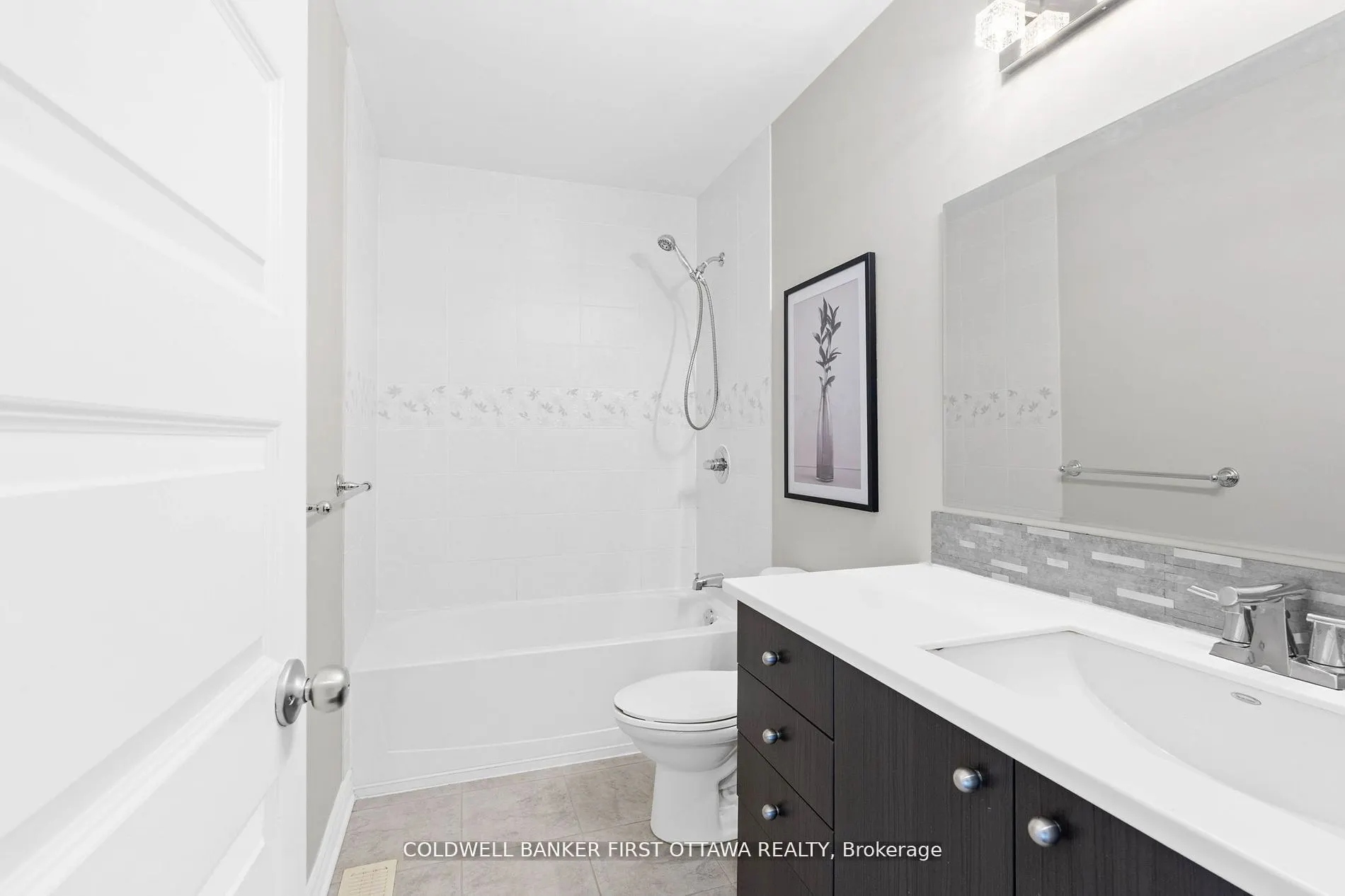 2459 ESPRIT Drive