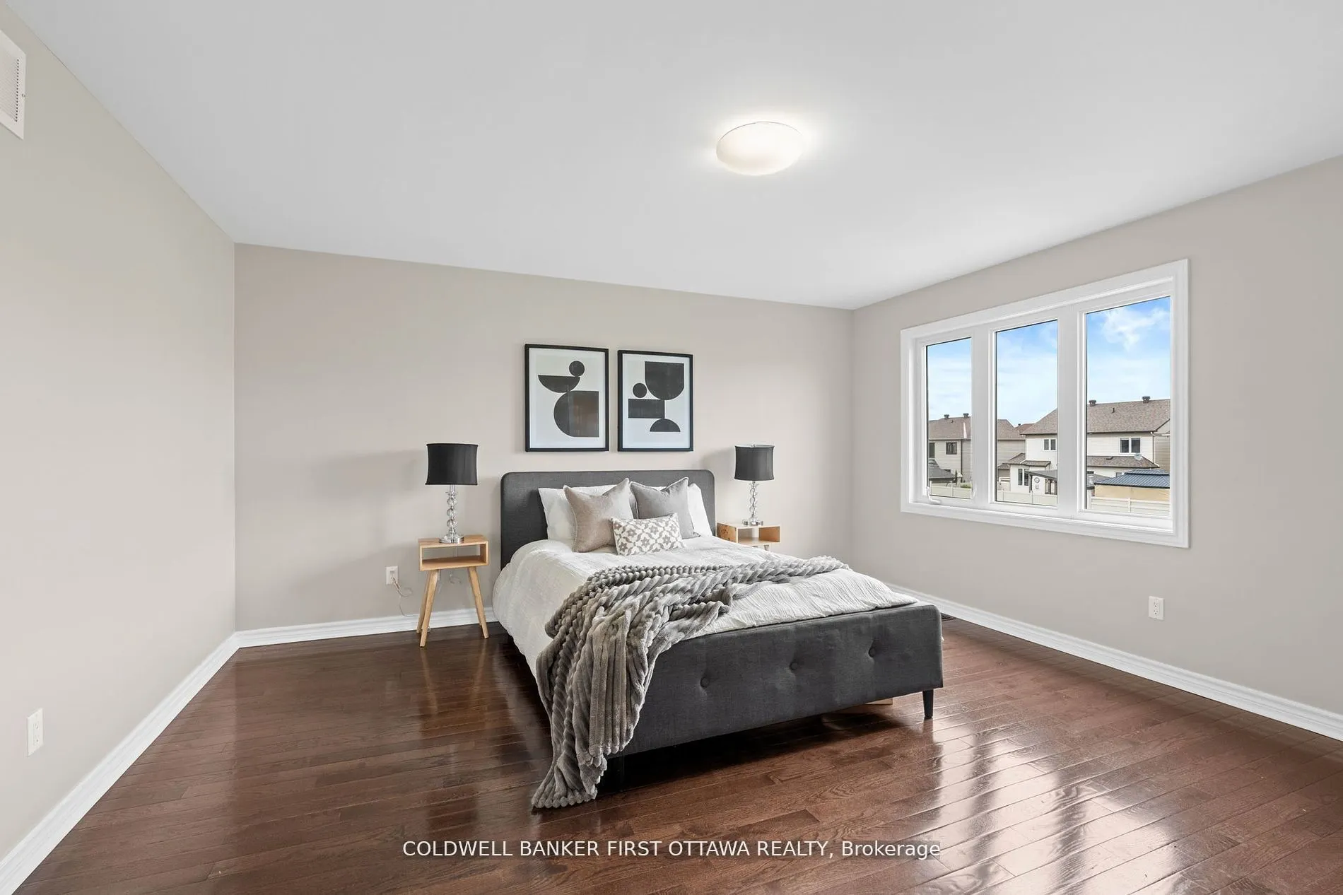 2459 ESPRIT Drive