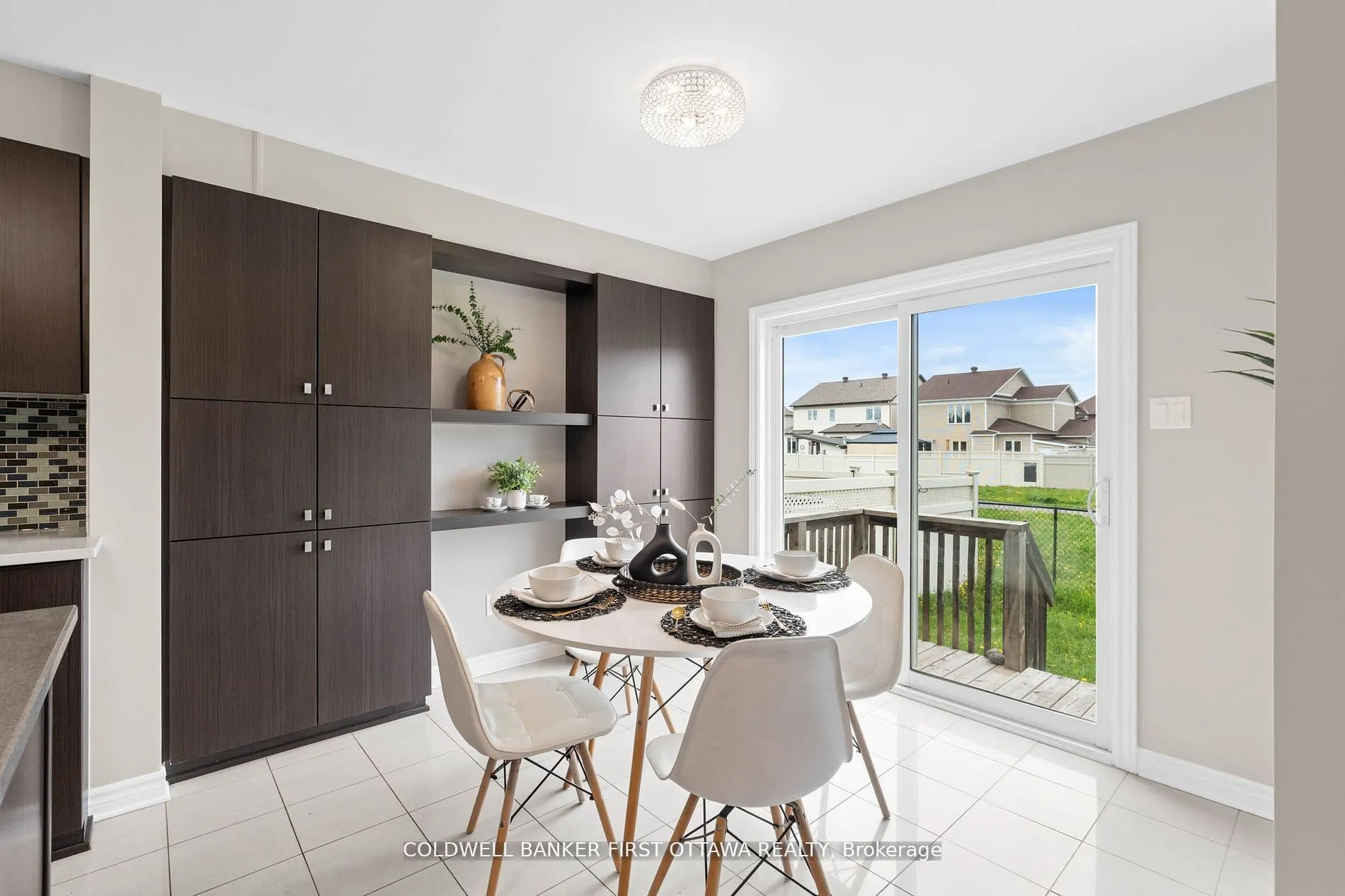 2459 ESPRIT Drive
