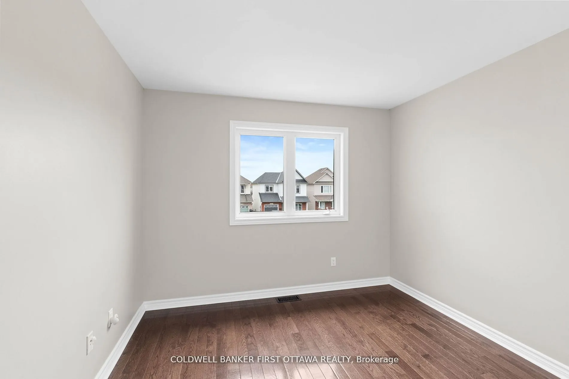 2459 ESPRIT Drive