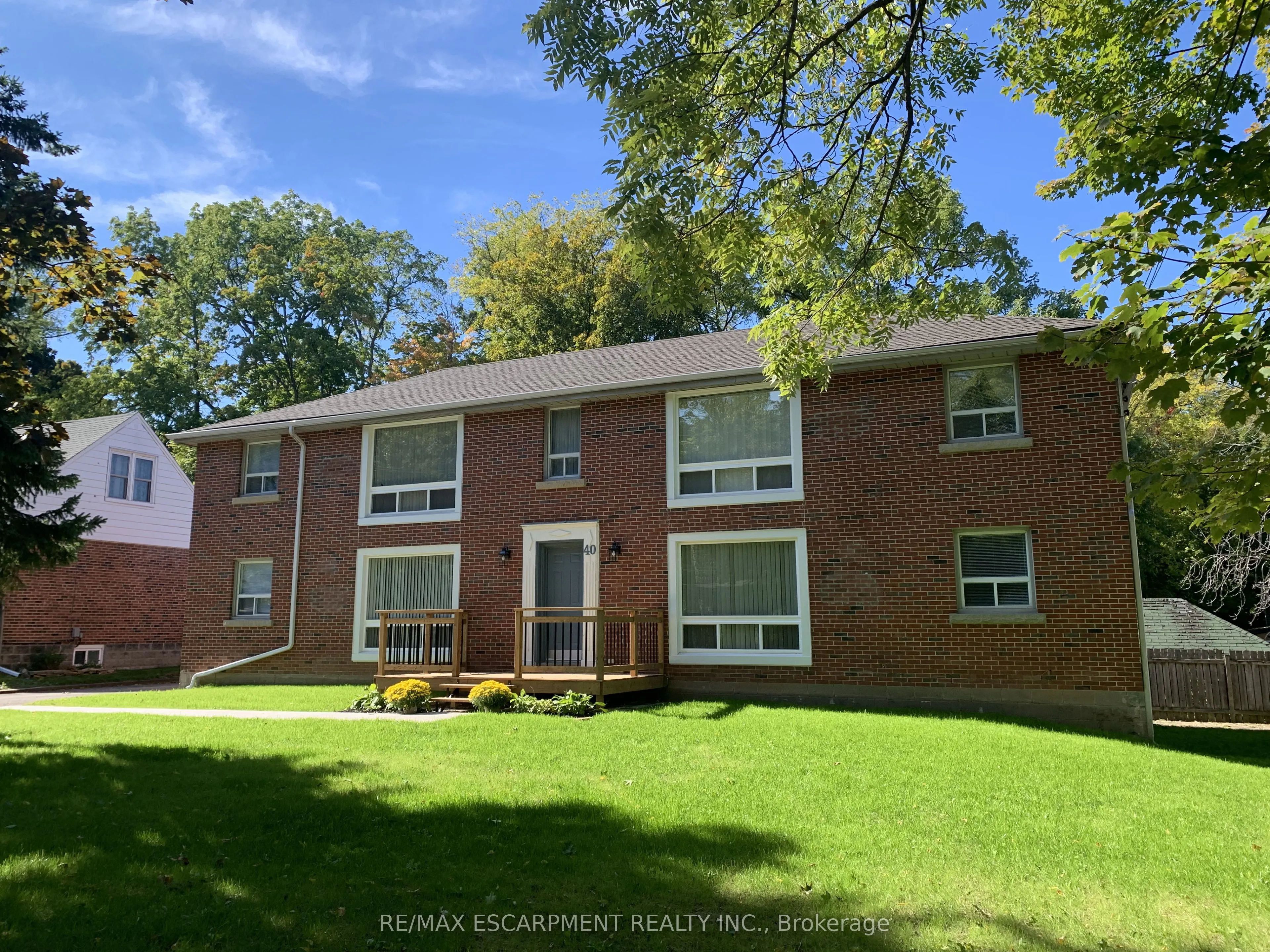 40 MOUNTAIN Avenue, #3
