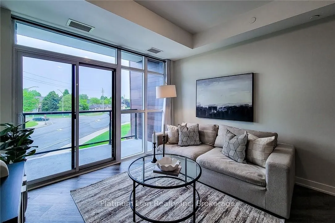 600 North Service Road, #218