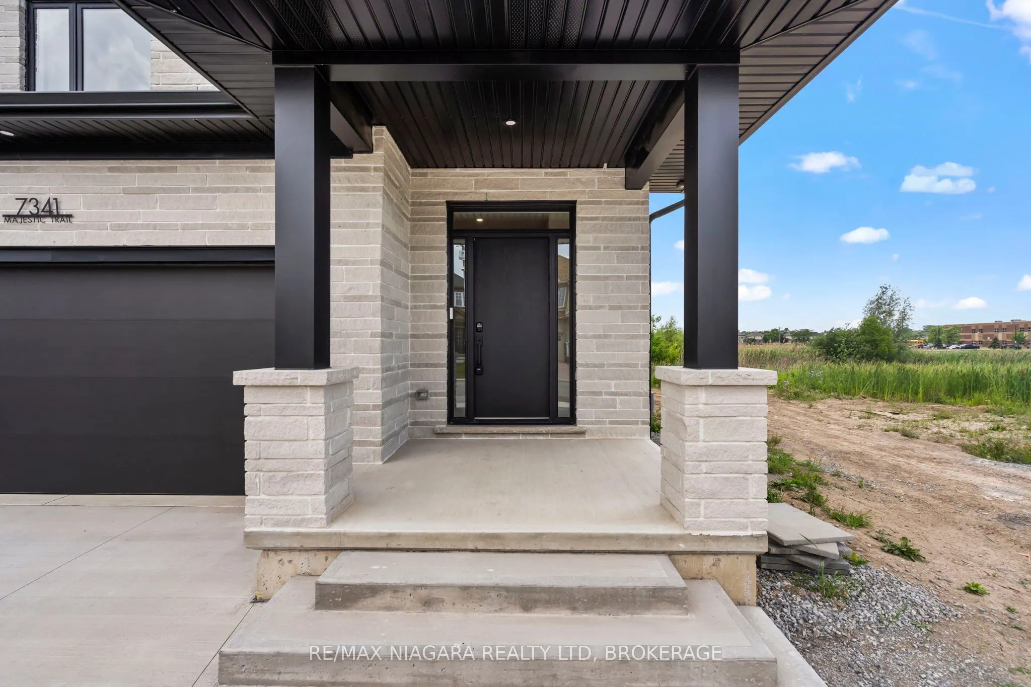 7341 Majestic Trail