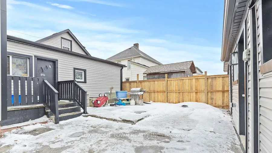 224 MITCHELL Street