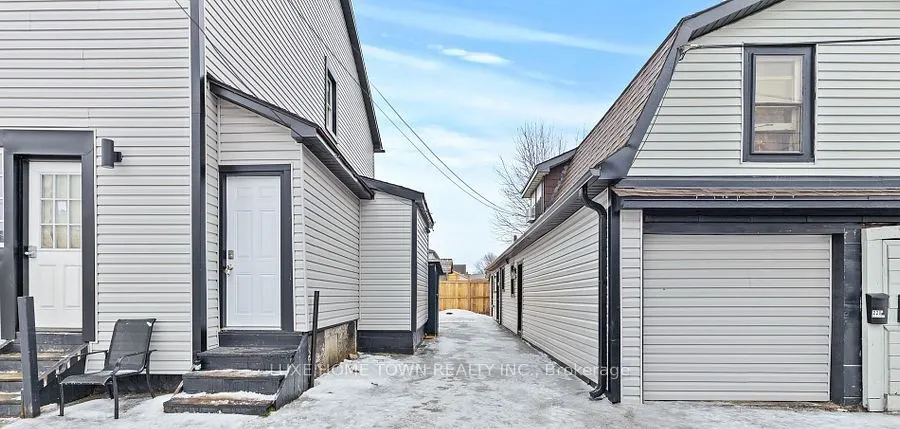 224 MITCHELL Street