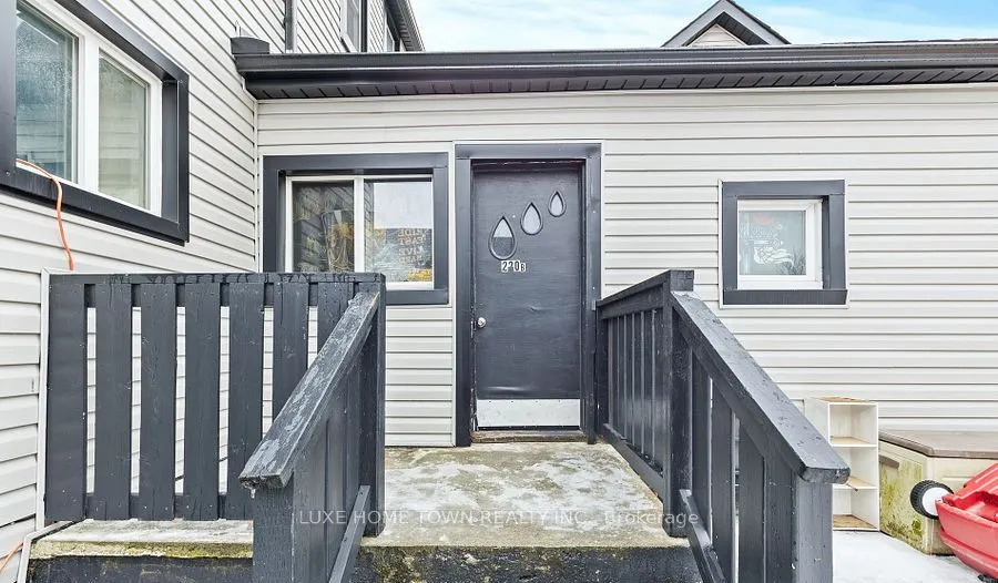224 MITCHELL Street