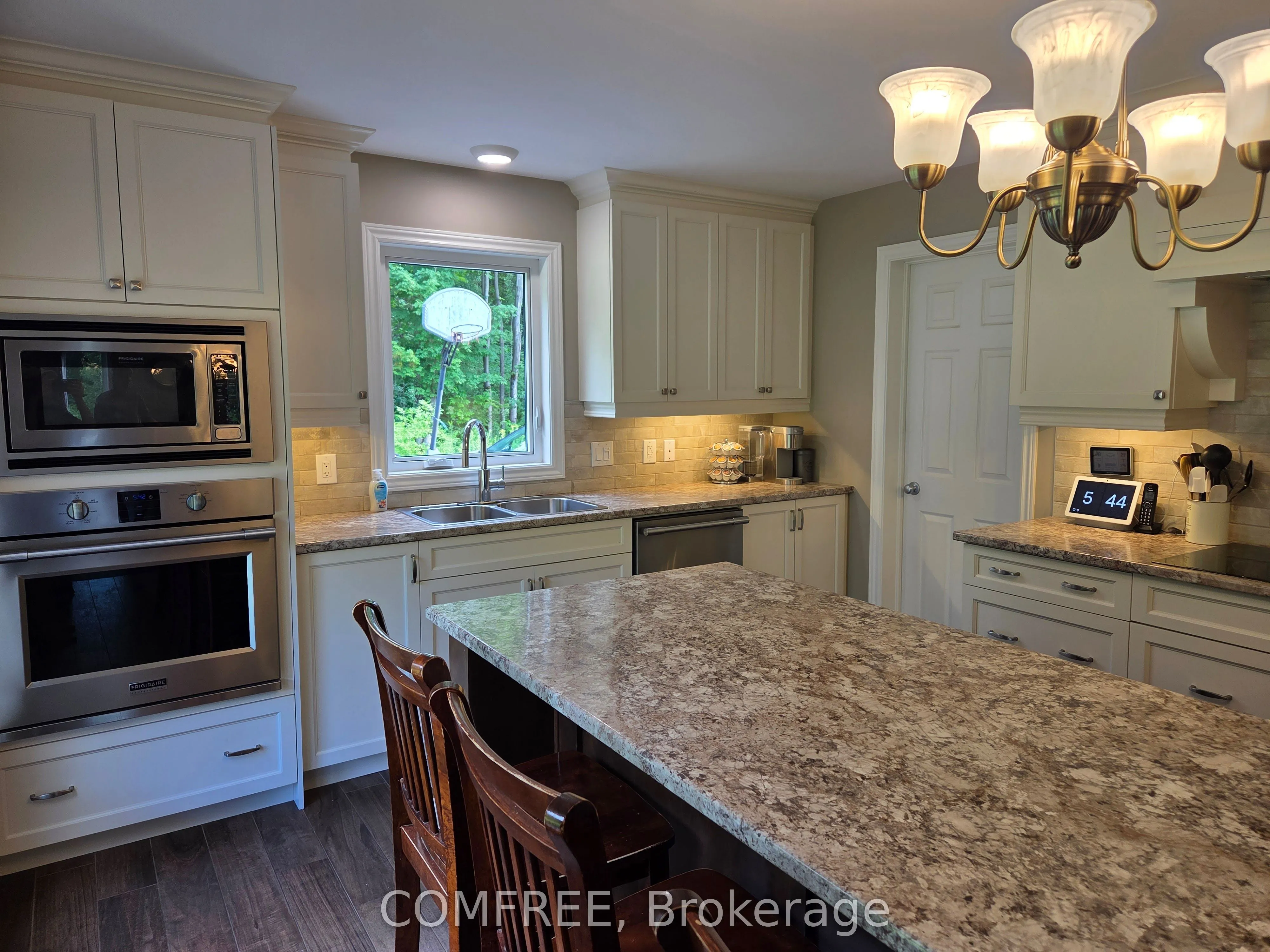 1591 Bouvier Road