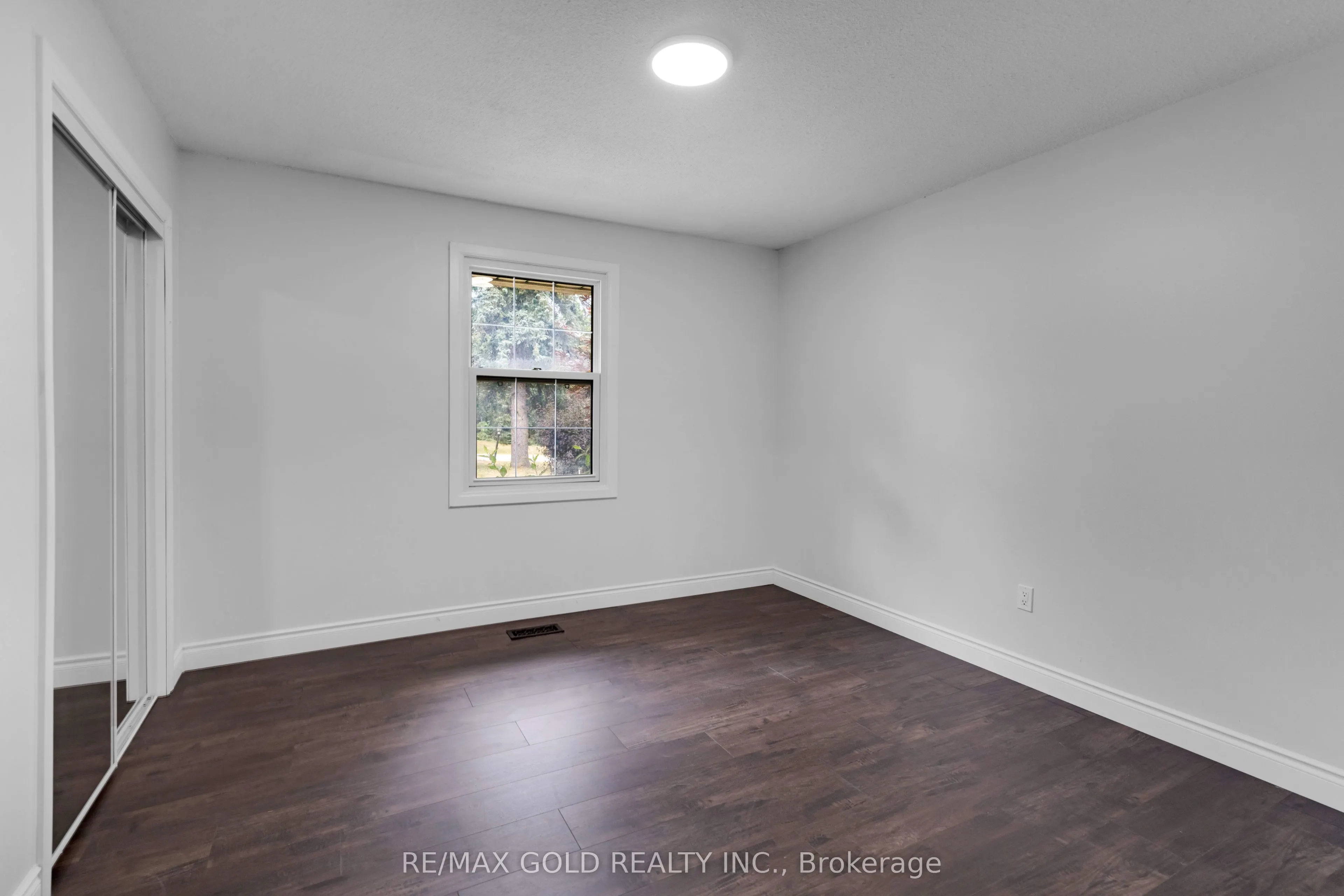 3 Cedar Grove Road