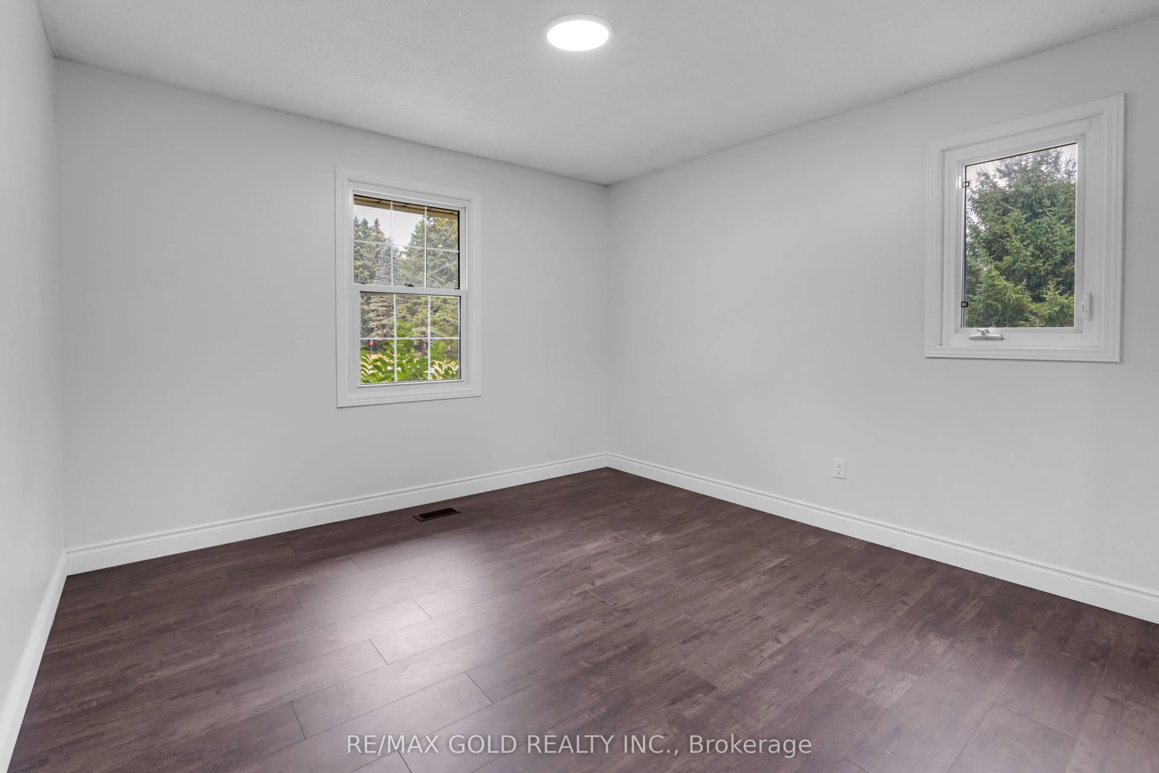 3 Cedar Grove Road