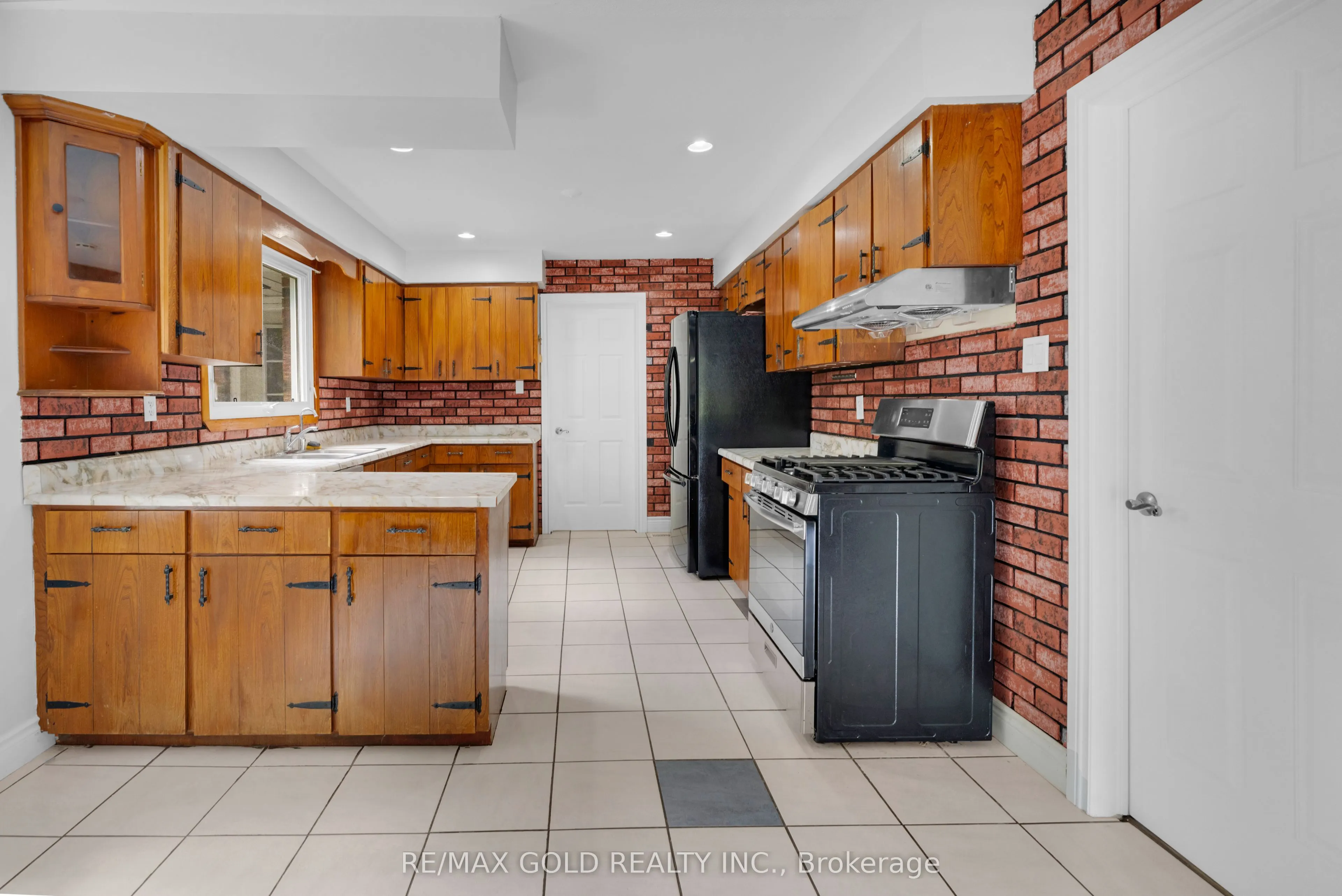 3 Cedar Grove Road