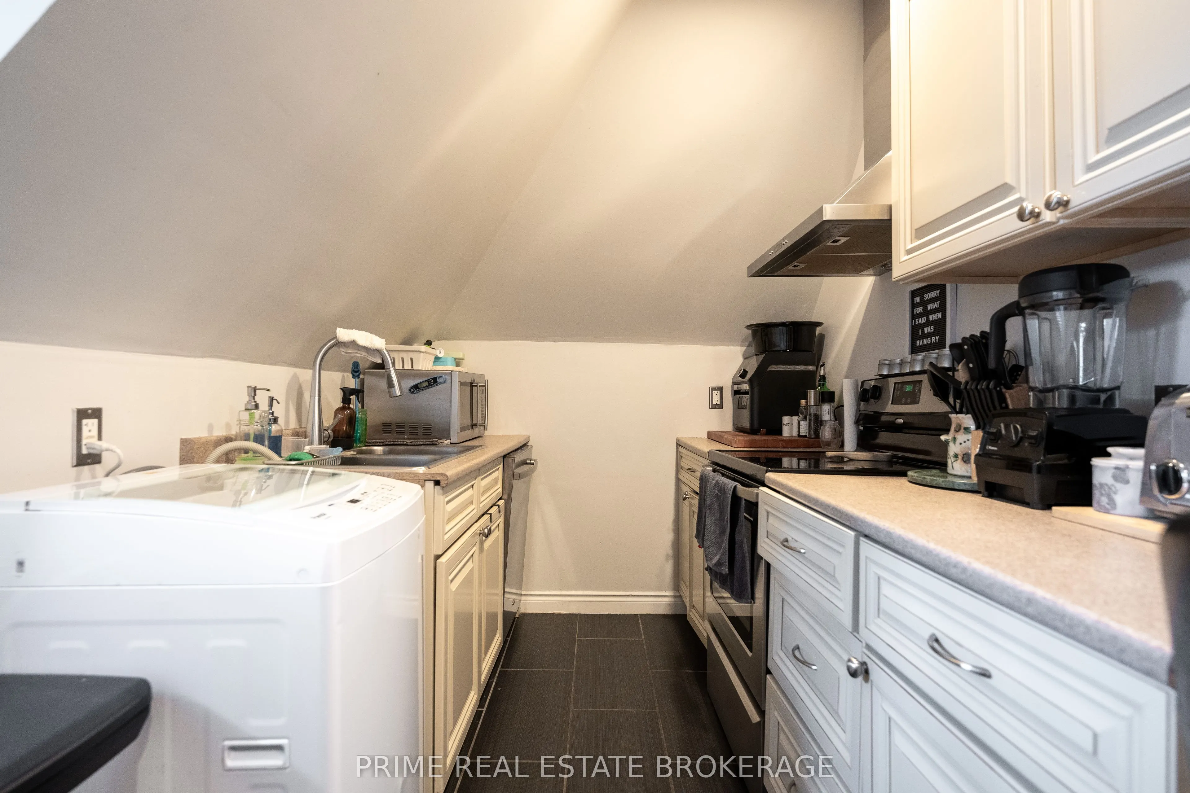 500-502 Colborne Street