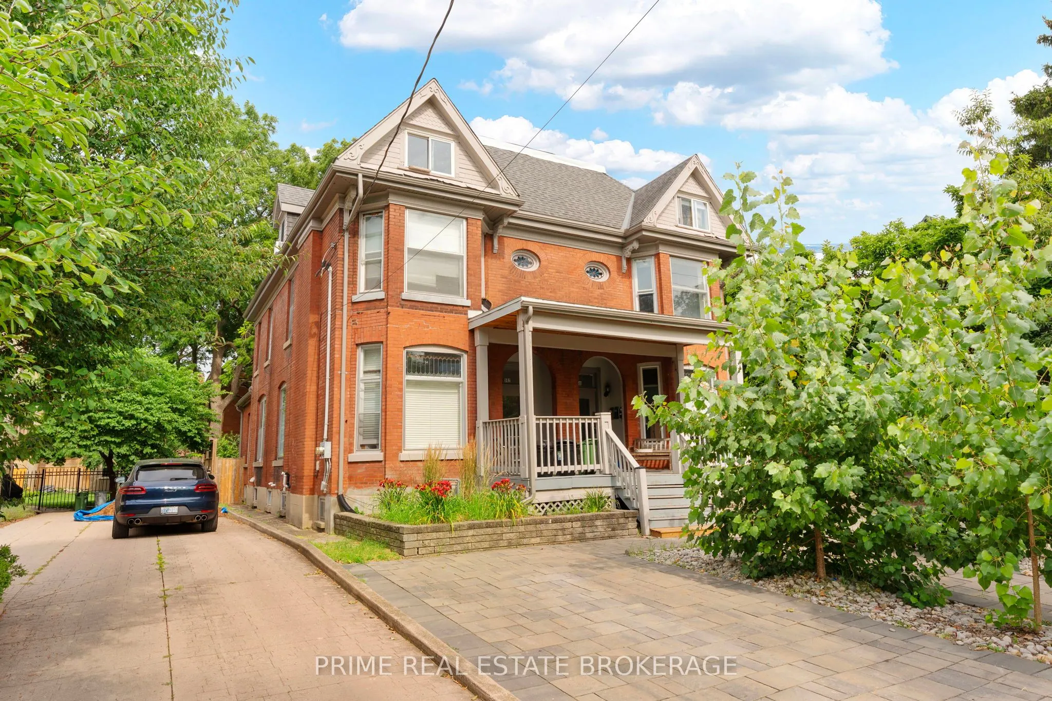 500-502 Colborne Street