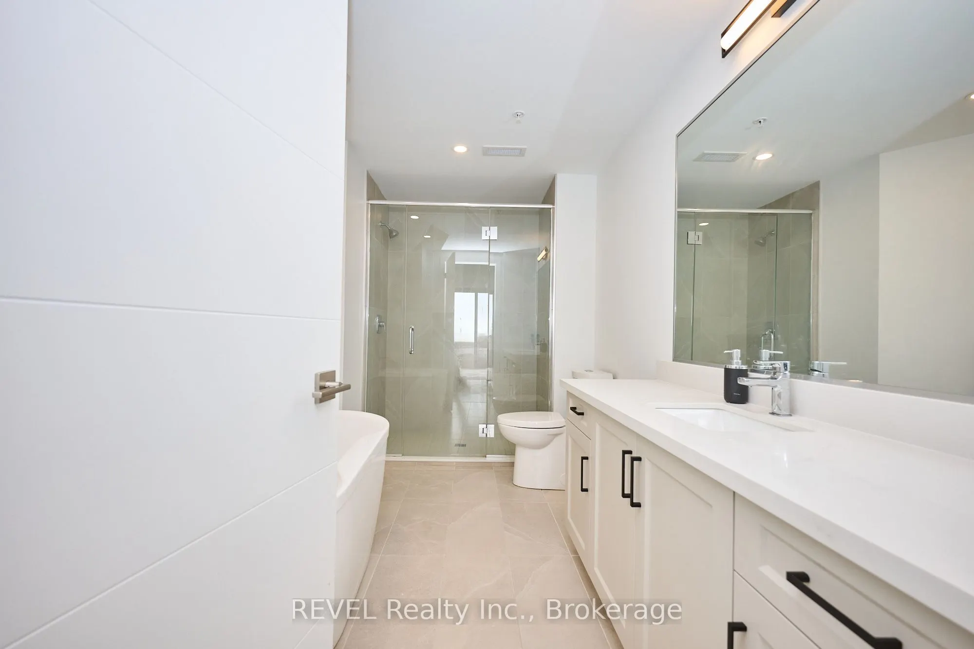 300B Fourth Avenue, #305