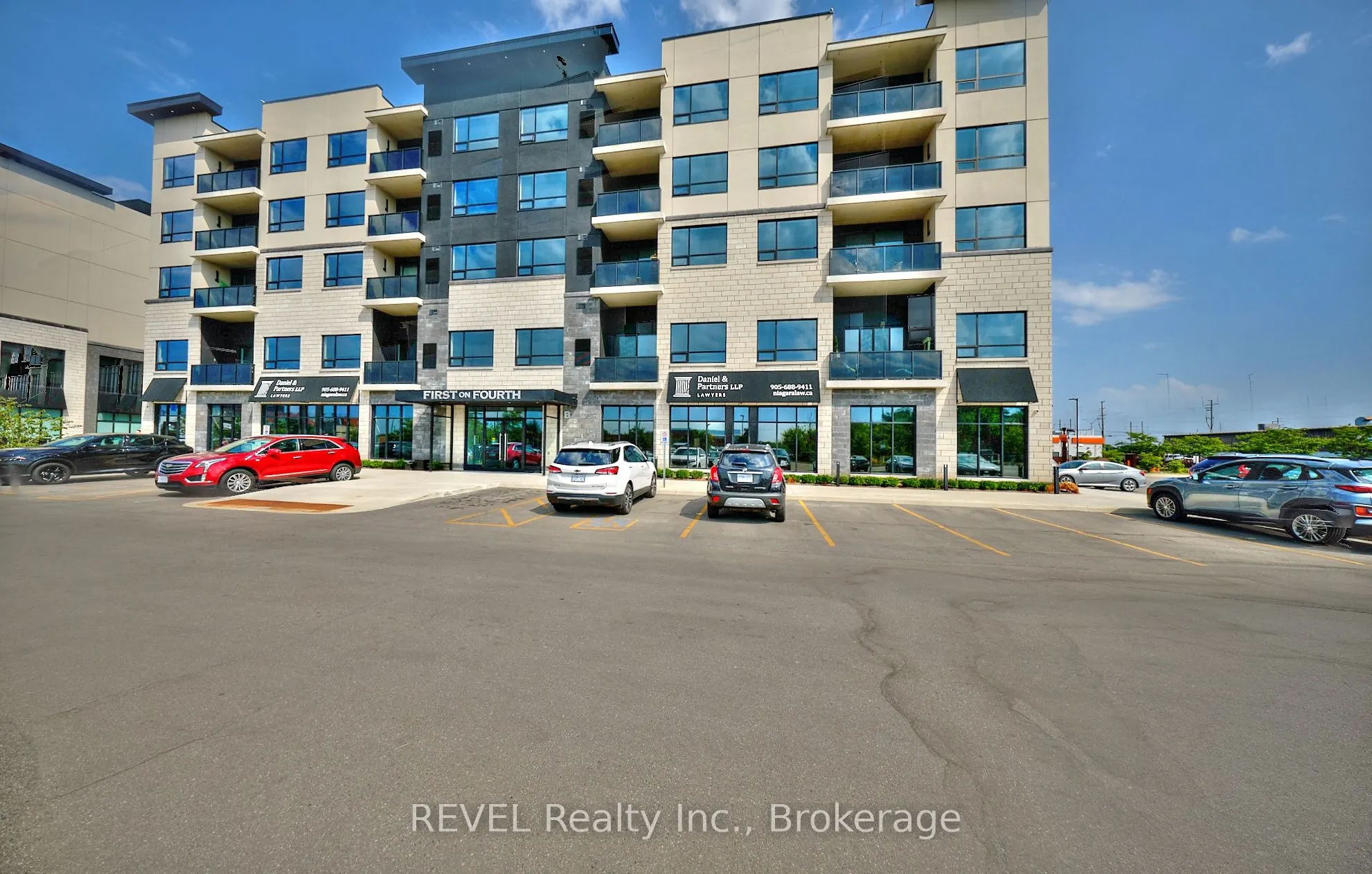 300B Fourth Avenue, #305