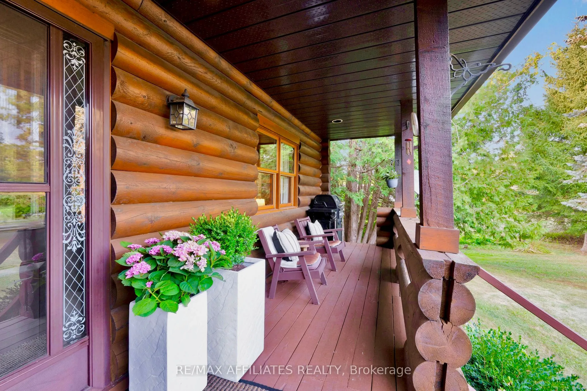 256 Saunders Road