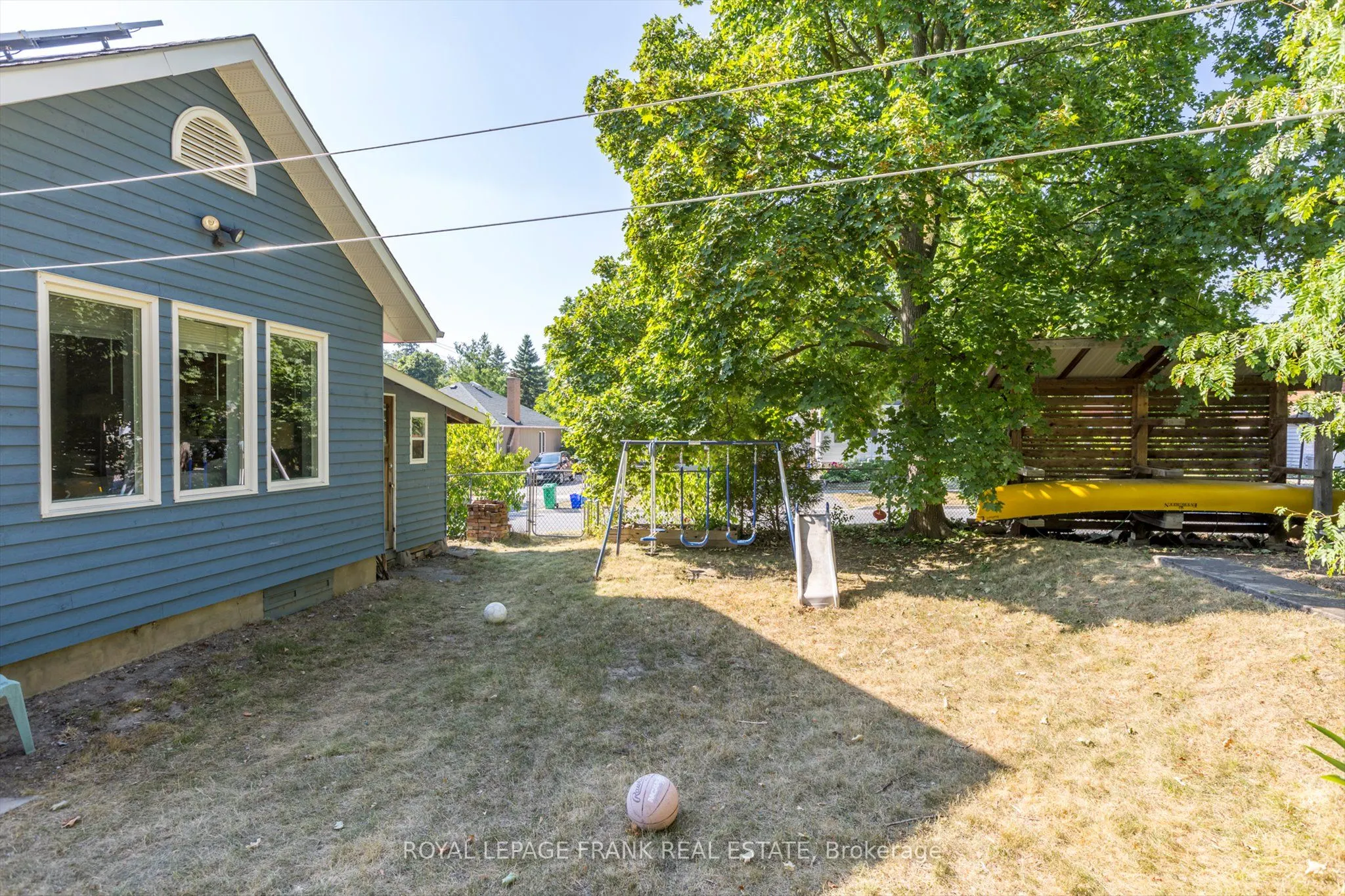720 Bethune Street