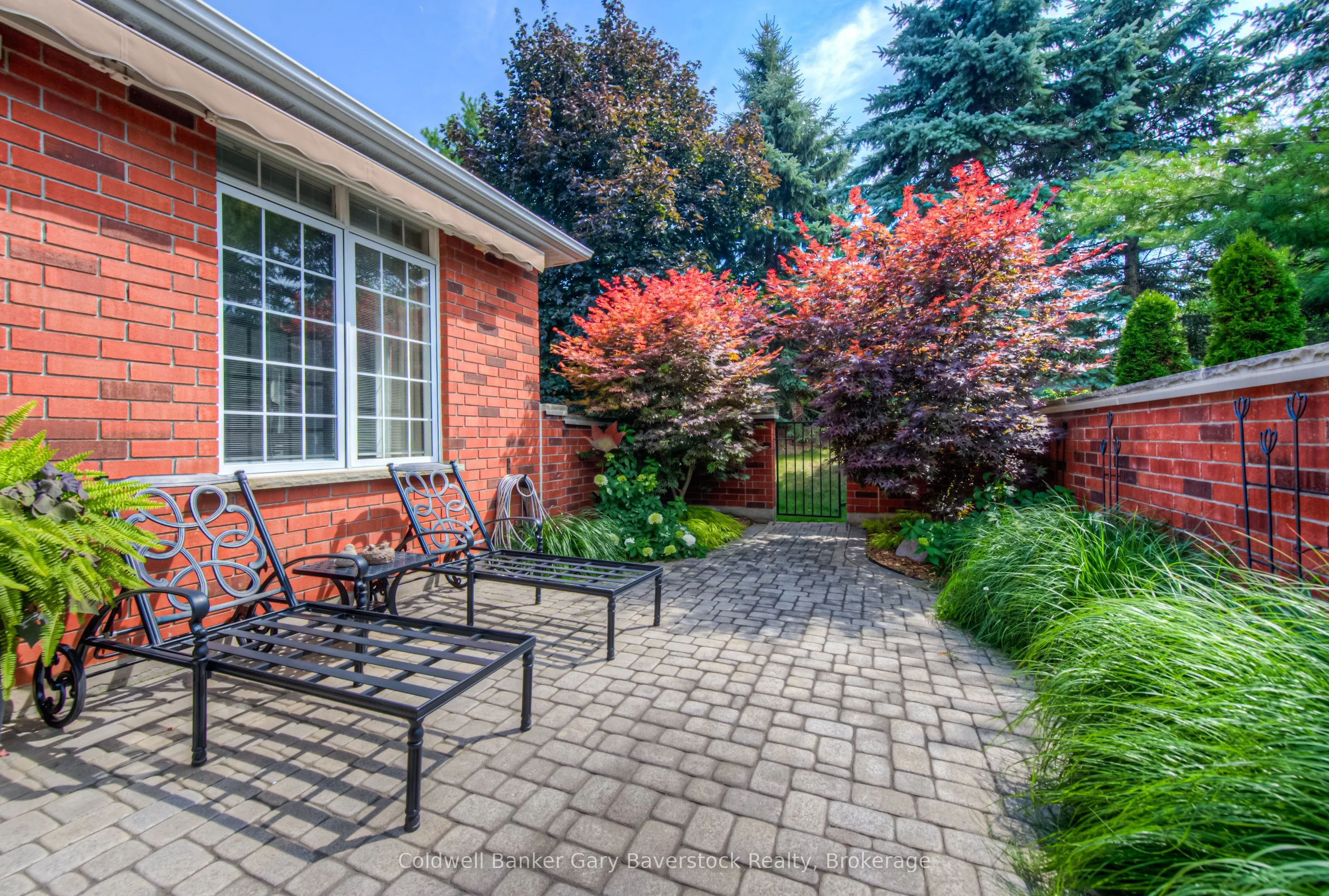 353 George Street N, #3