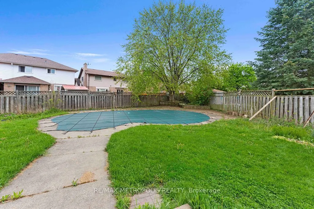 21 Walters Court