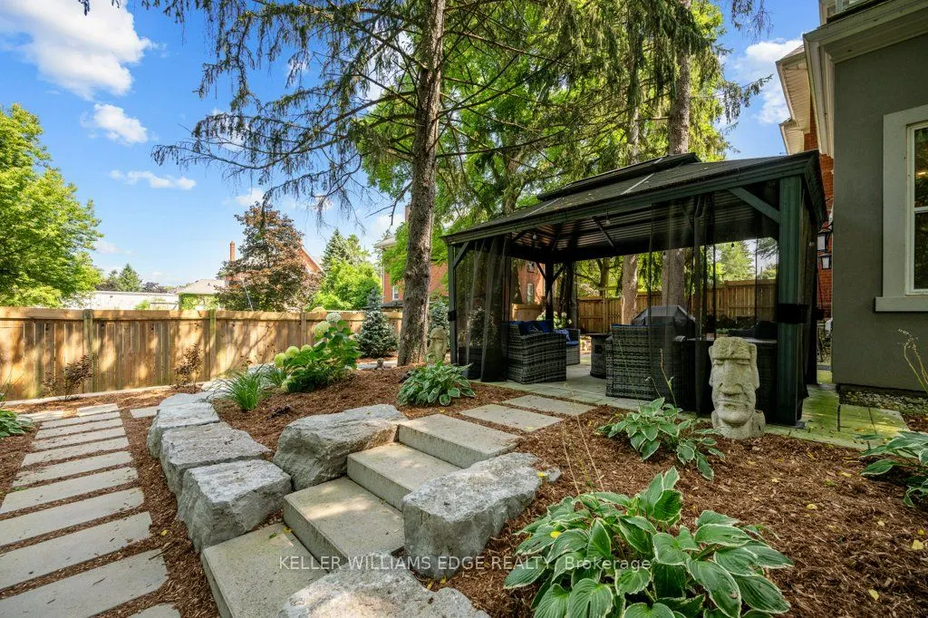 89 Lynden Road