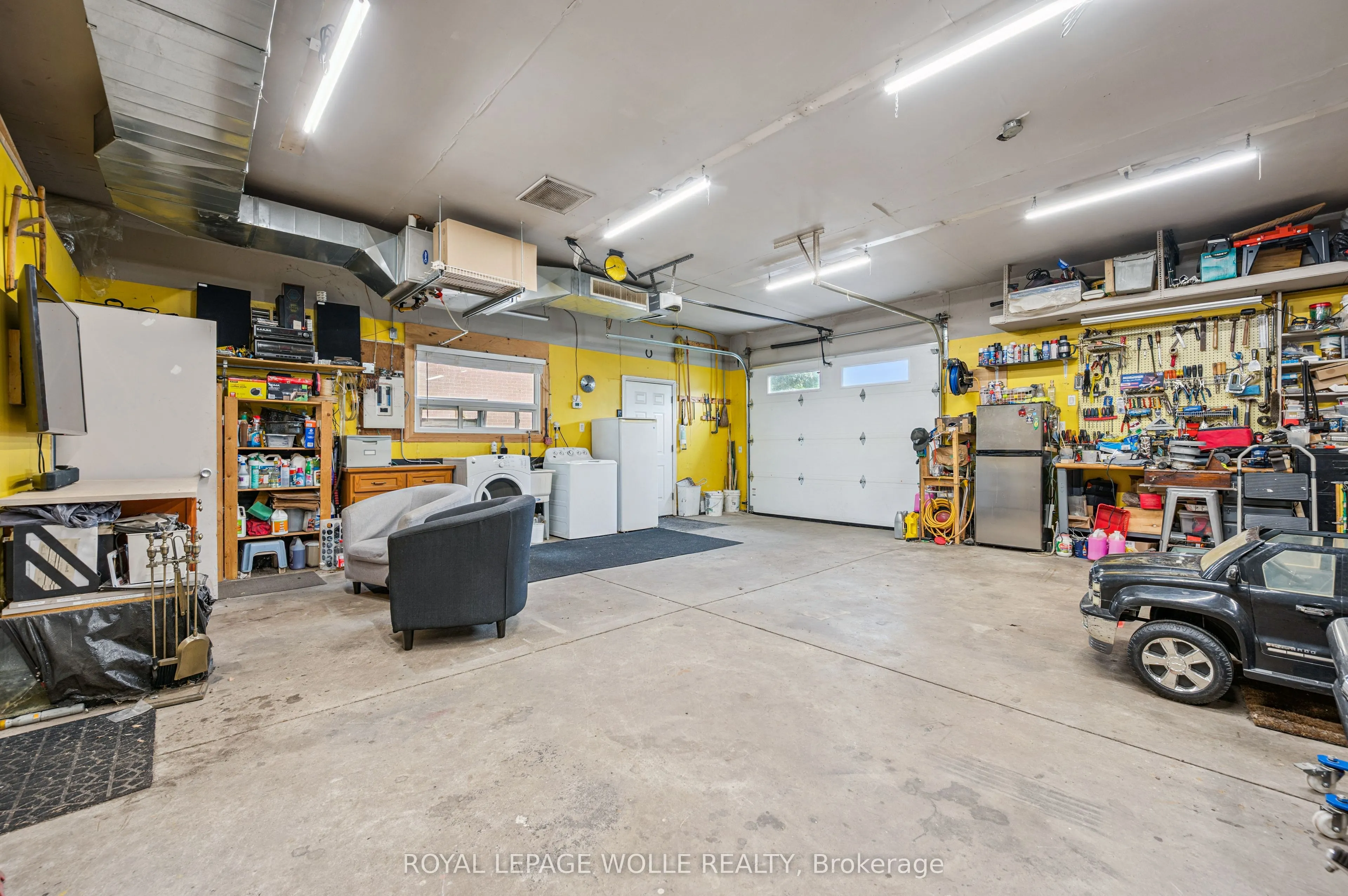 854 Guelph Street