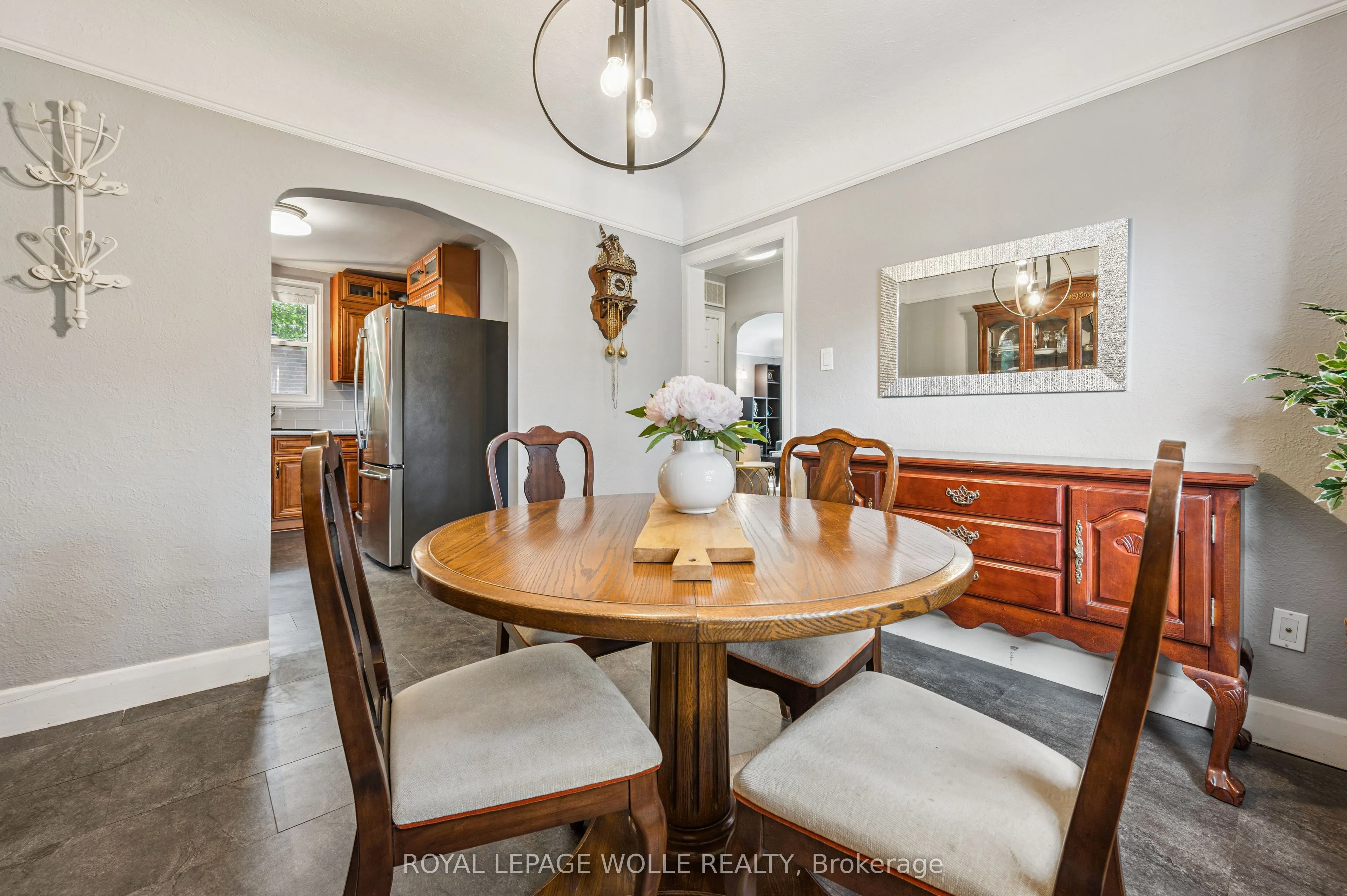 854 Guelph Street