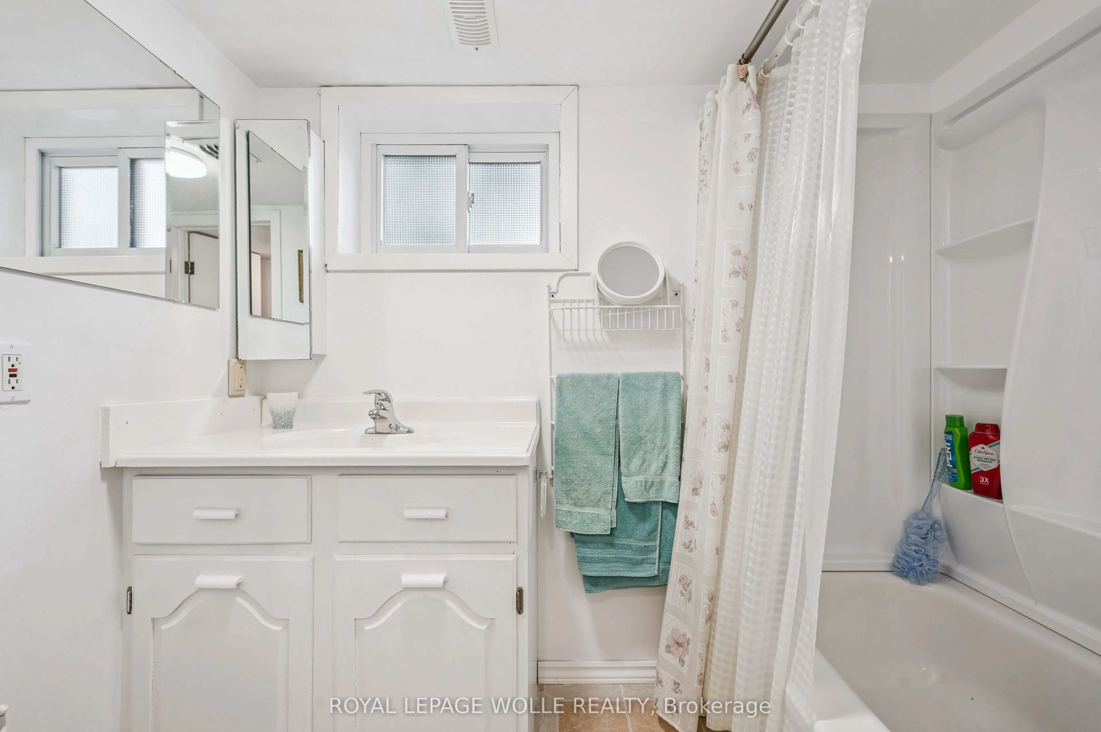 854 Guelph Street