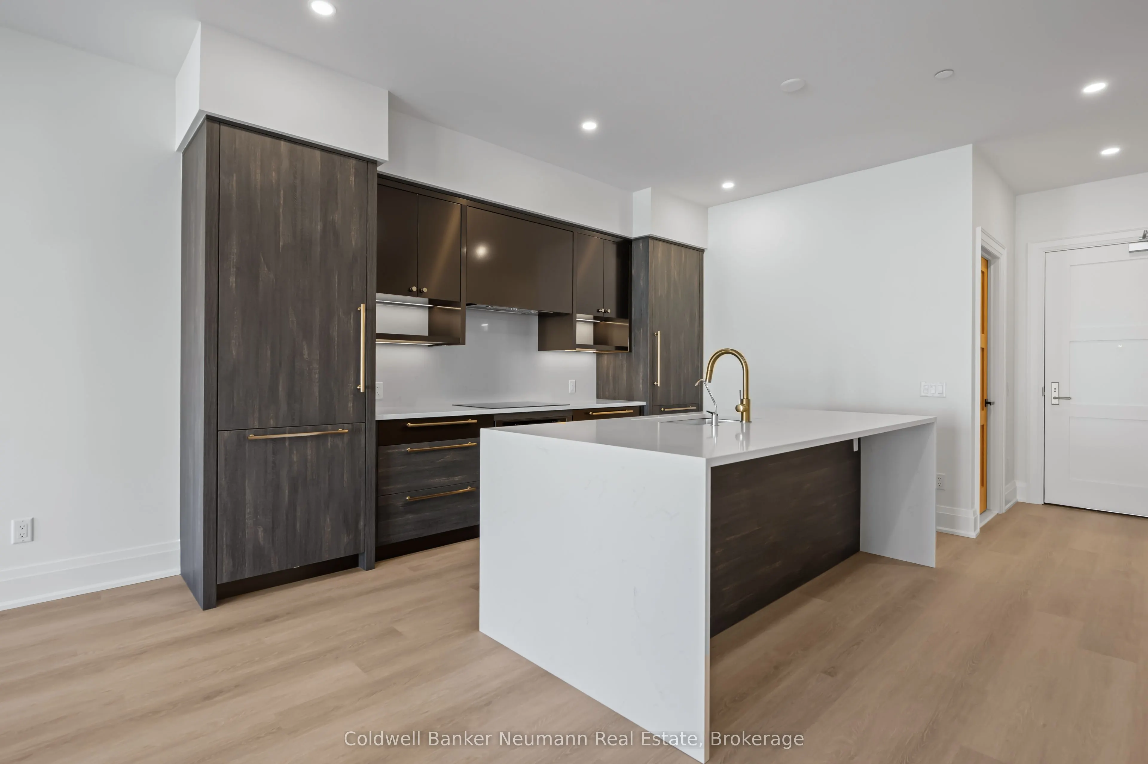 6523 Wellington 7 Road, #21