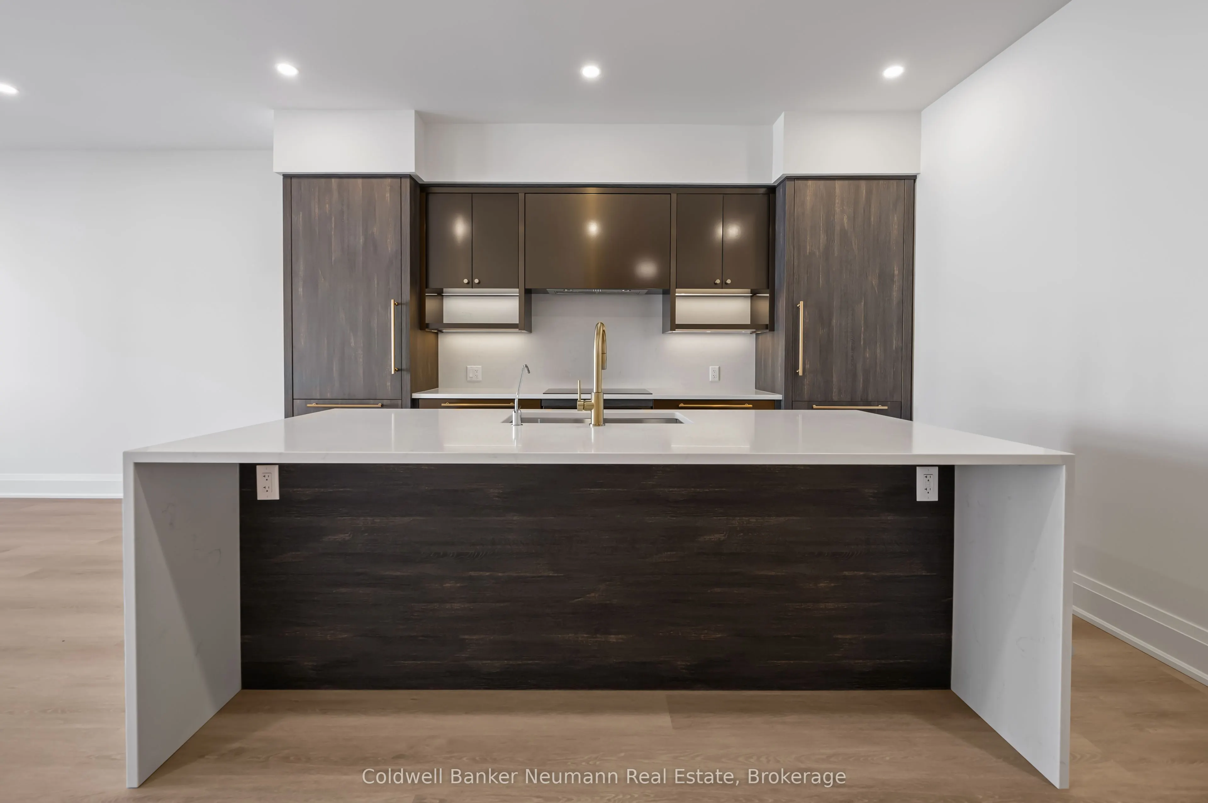 6523 Wellington 7 Road, #21